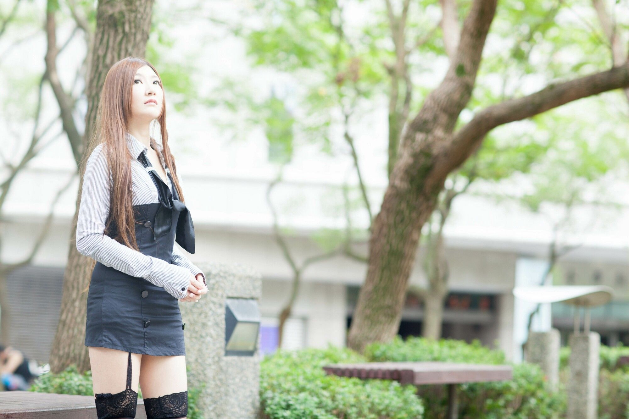 Michelle小羽/谢馥羽《信義區 短裙黑丝街拍》-图35