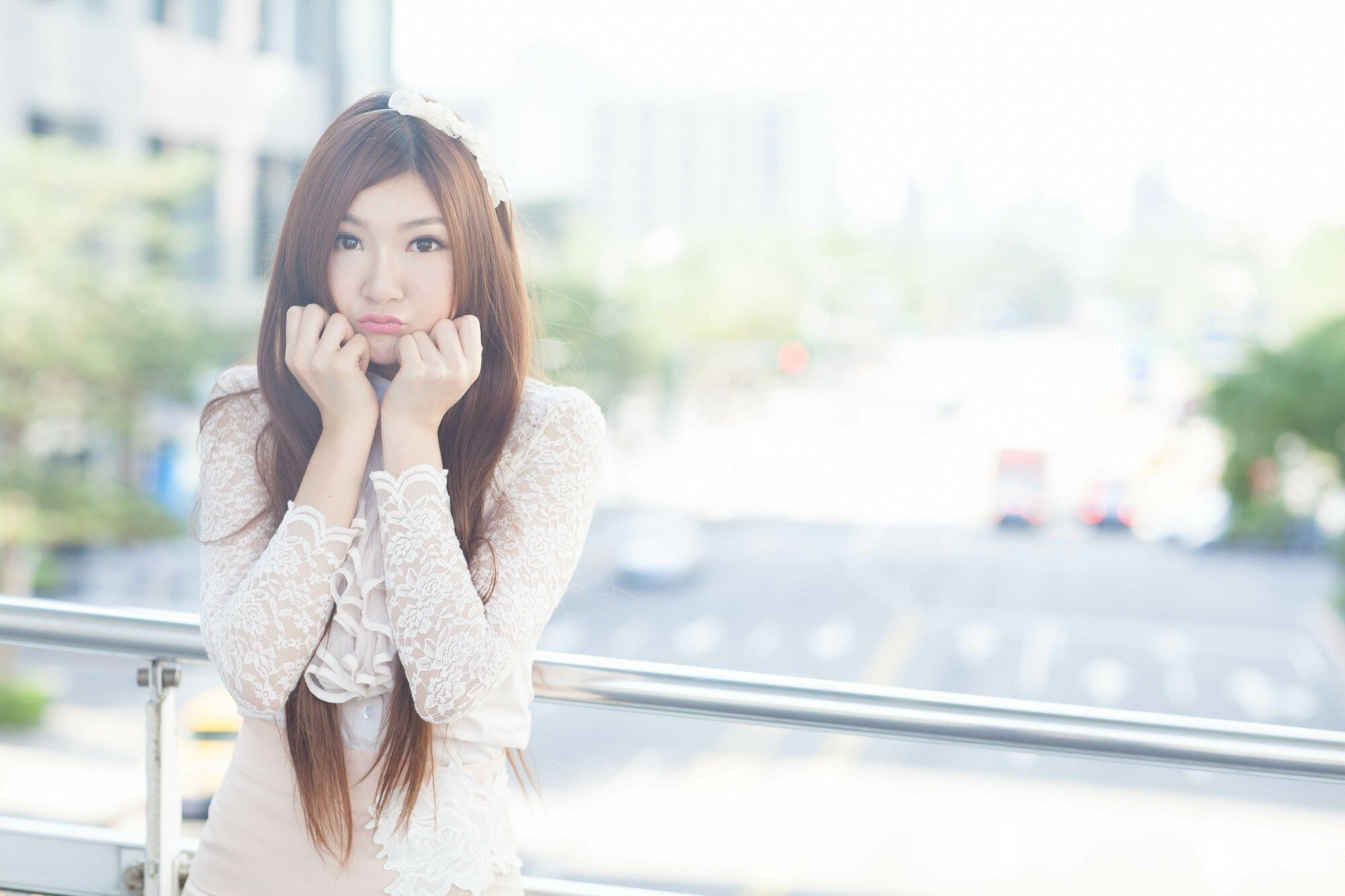 Michelle小羽《信義區街拍 蕾丝+包臀短裙》-图58