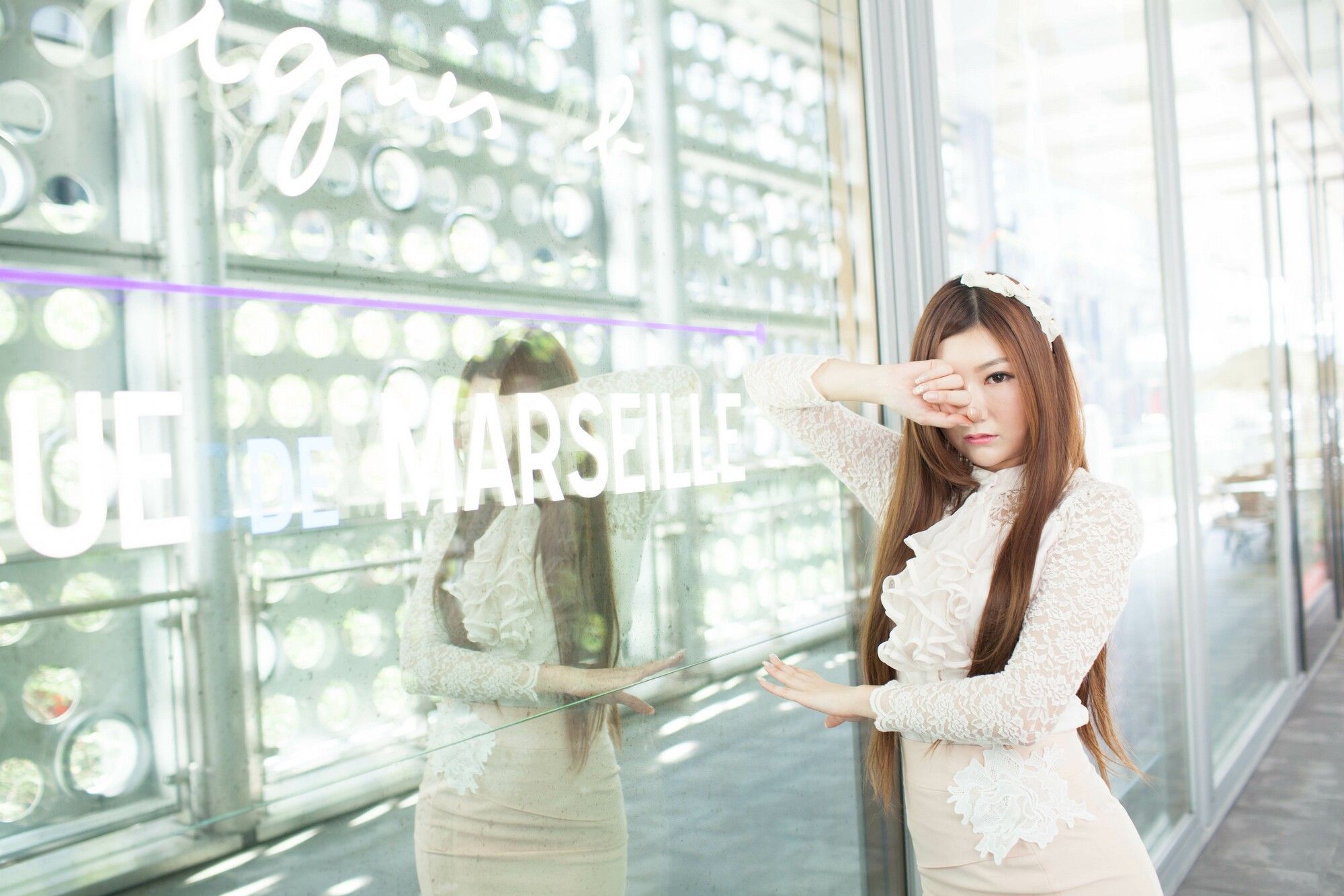 Michelle小羽《信義區街拍 蕾丝+包臀短裙》-图68