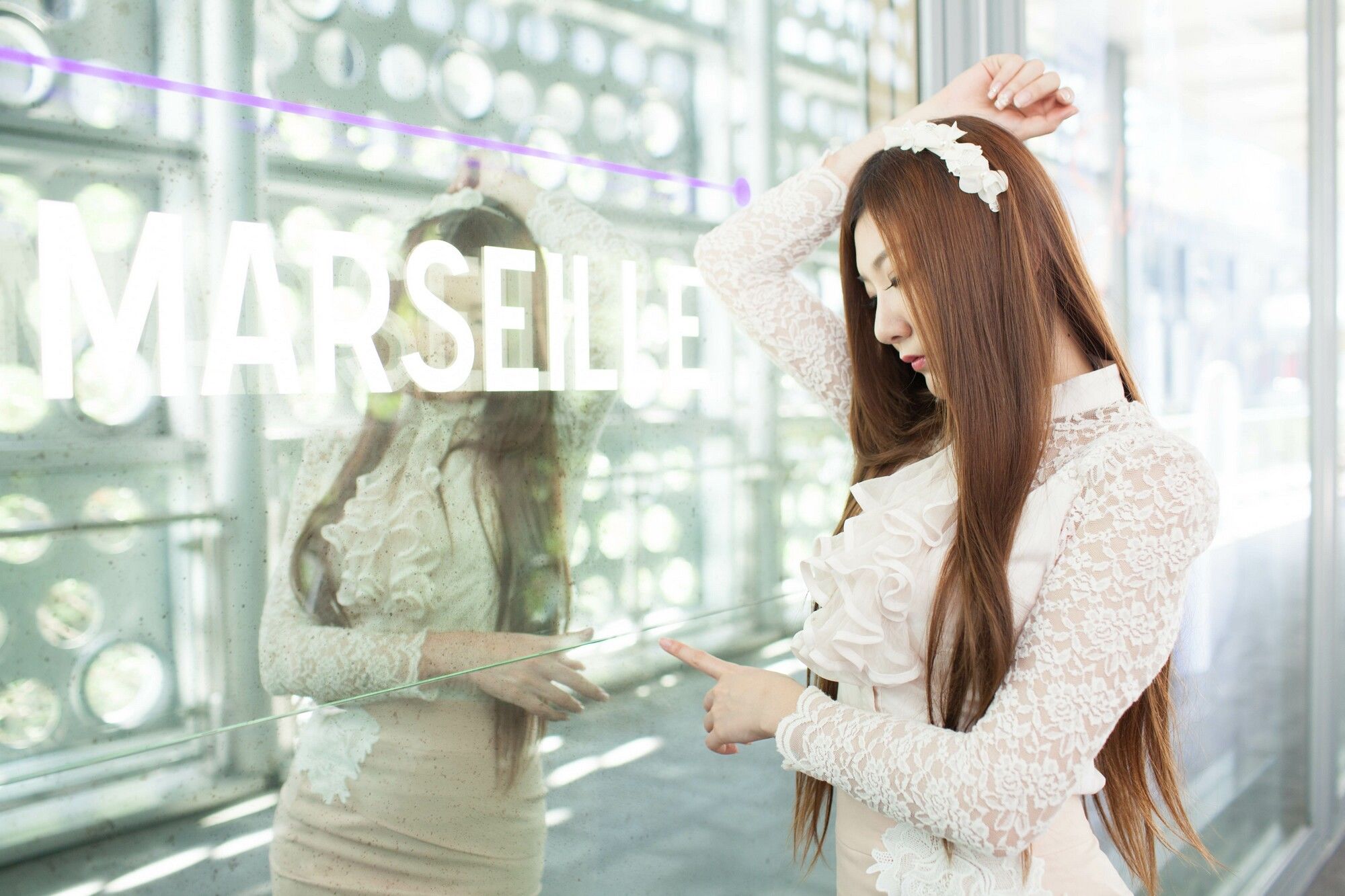 Michelle小羽《信義區街拍 蕾丝+包臀短裙》-图70