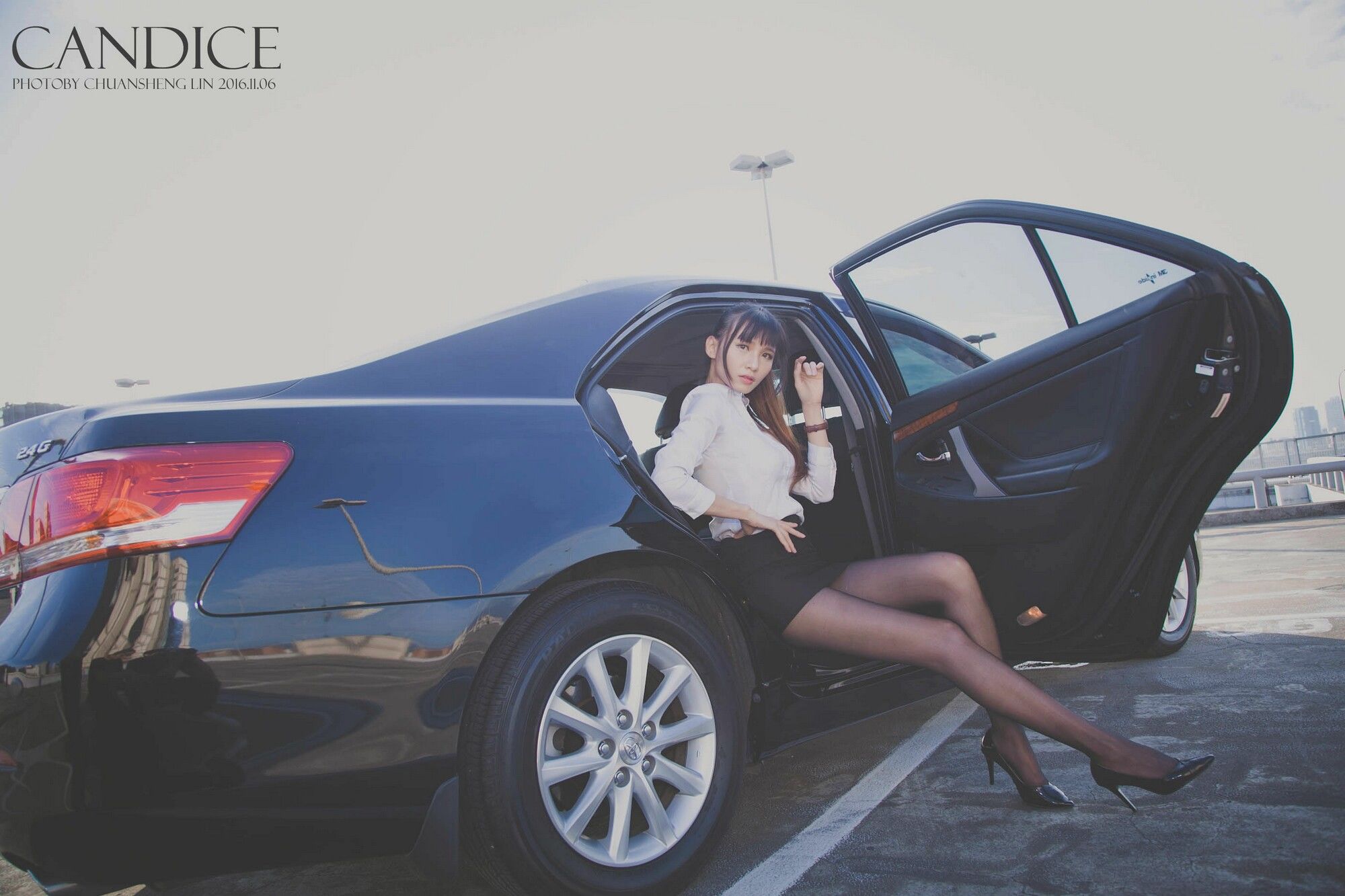 蔡译心Candice《车外拍》-图46