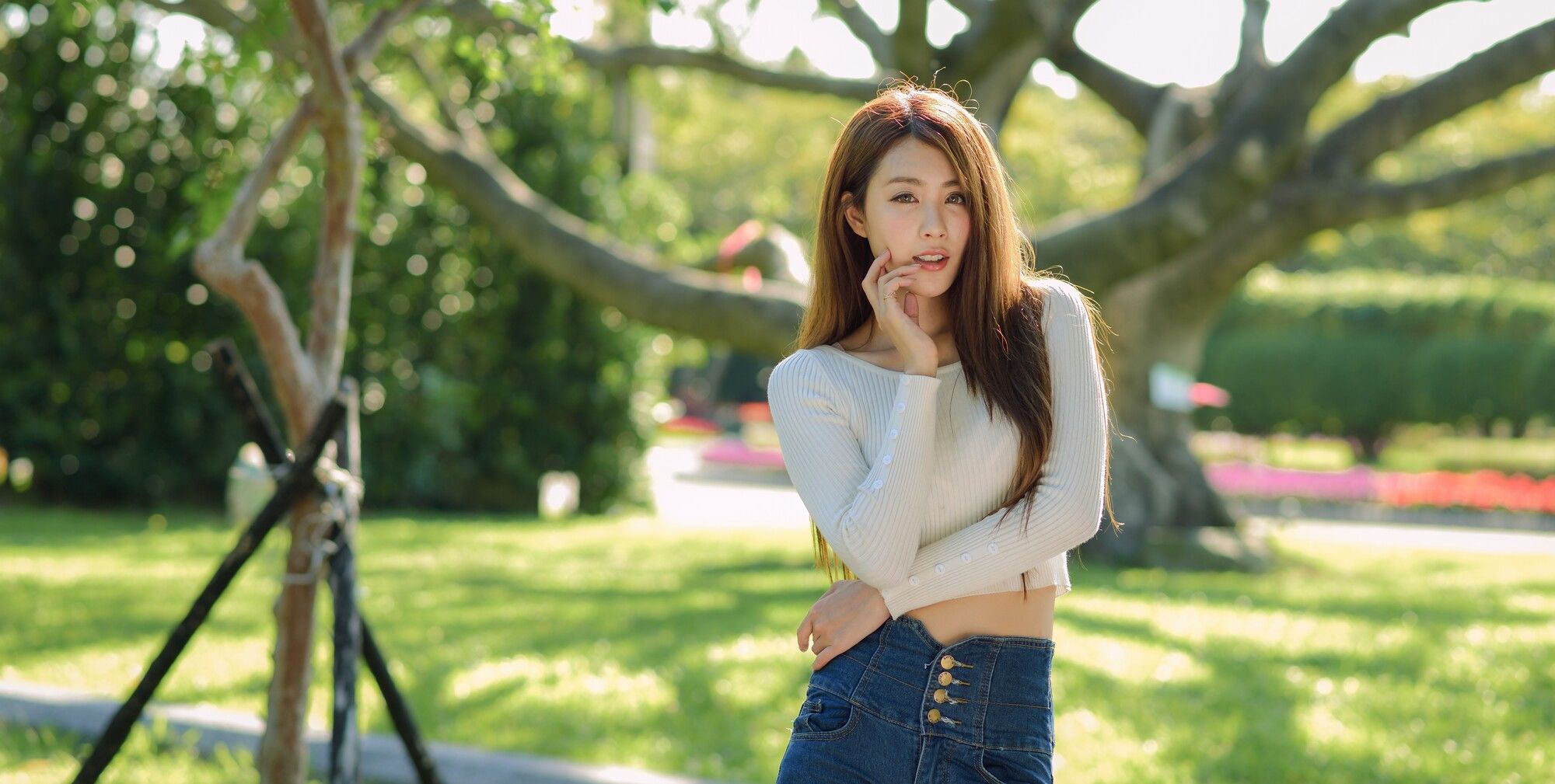 夏晴Miso《公园牛仔紧身裤美腿》-图26