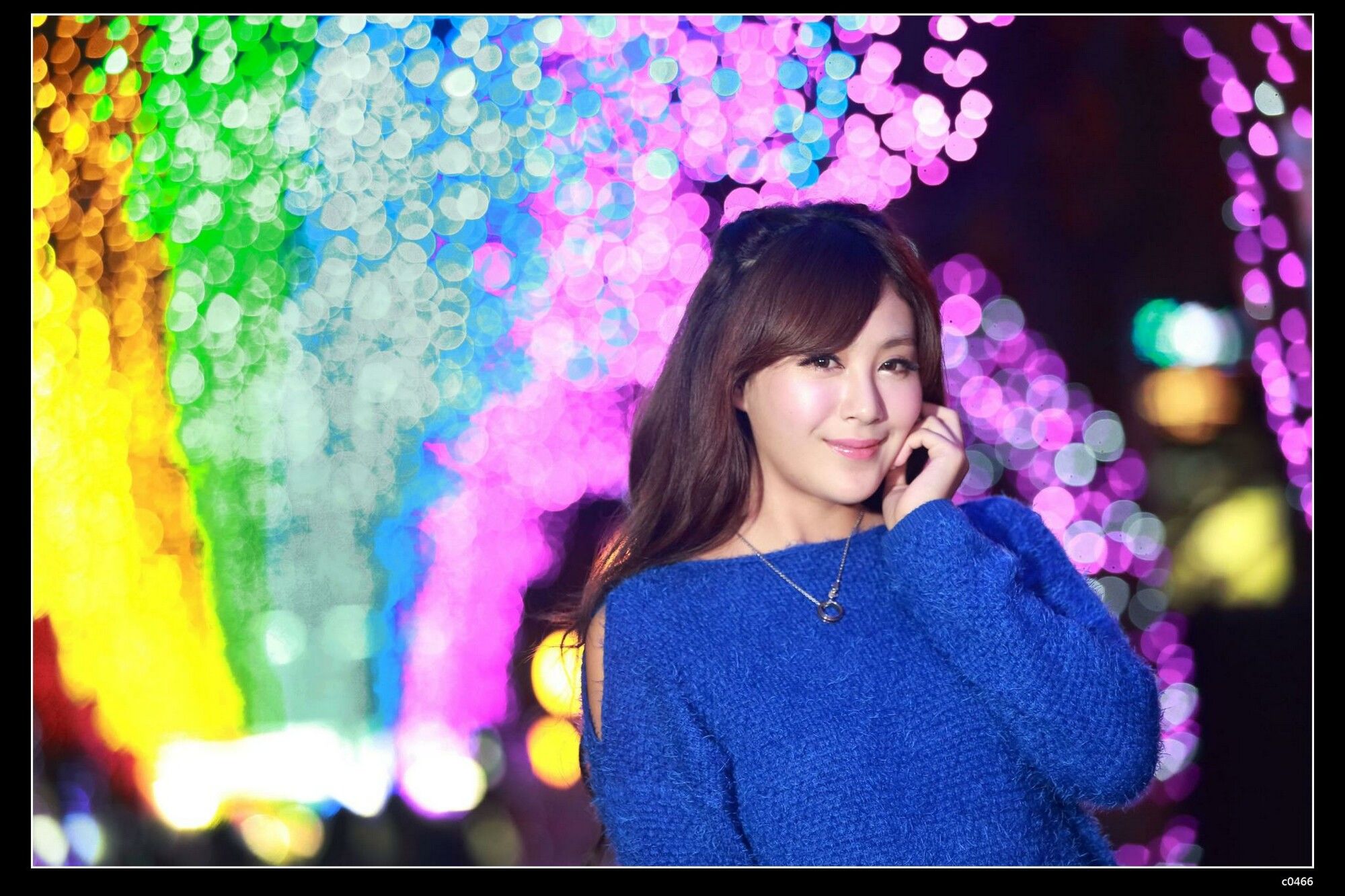 夏晴Miso《圣诞夜黑丝街拍》-图10