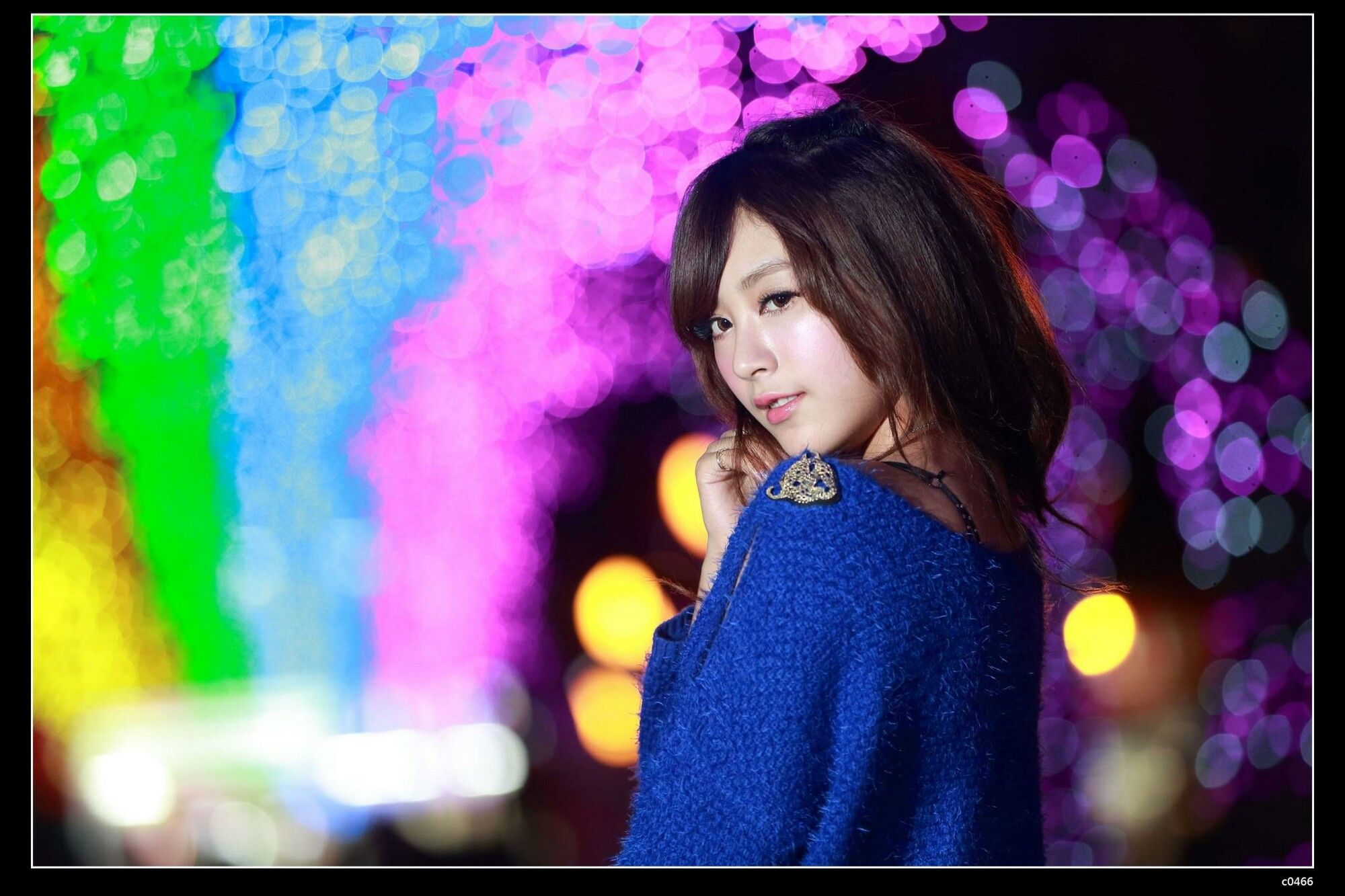 夏晴Miso《圣诞夜黑丝街拍》-图14