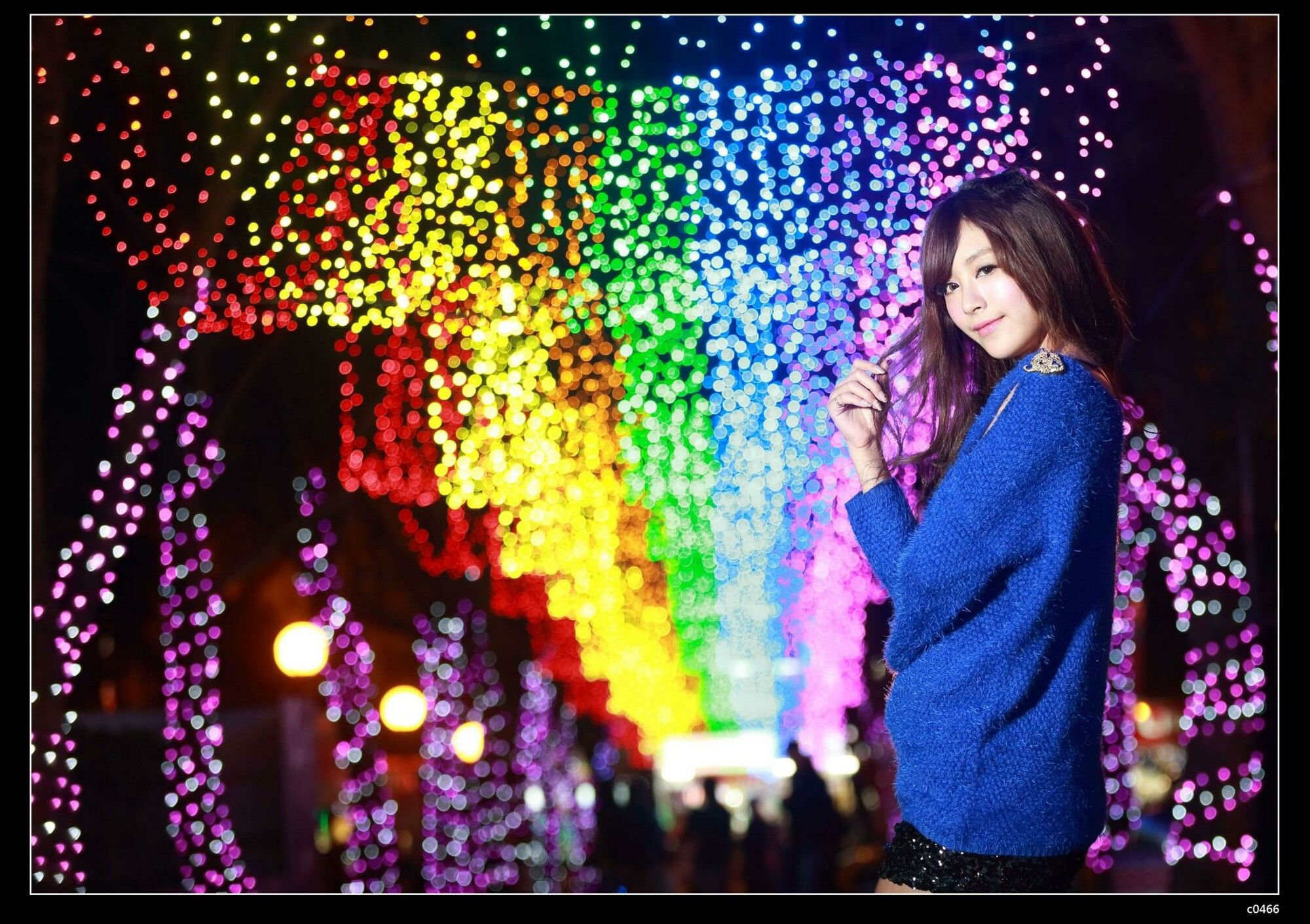 夏晴Miso《圣诞夜黑丝街拍》-图15