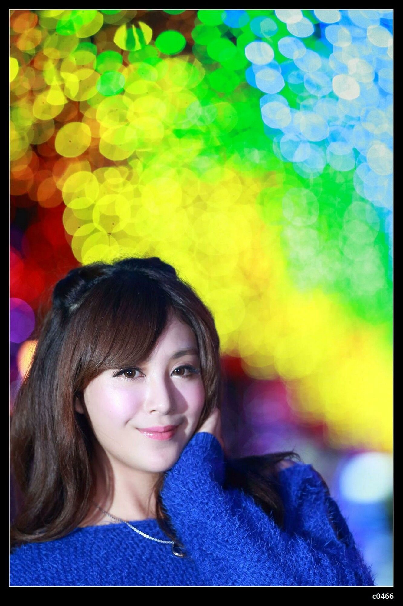 夏晴Miso《圣诞夜黑丝街拍》-图21