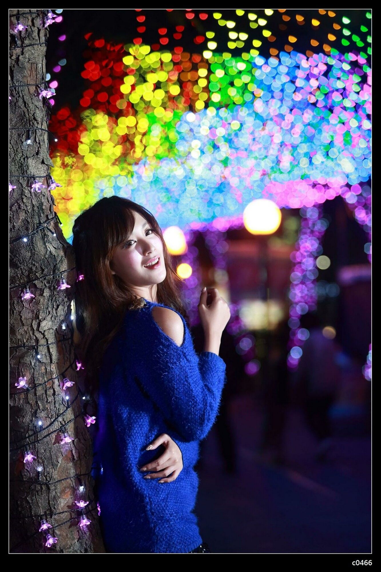 夏晴Miso《圣诞夜黑丝街拍》-图27