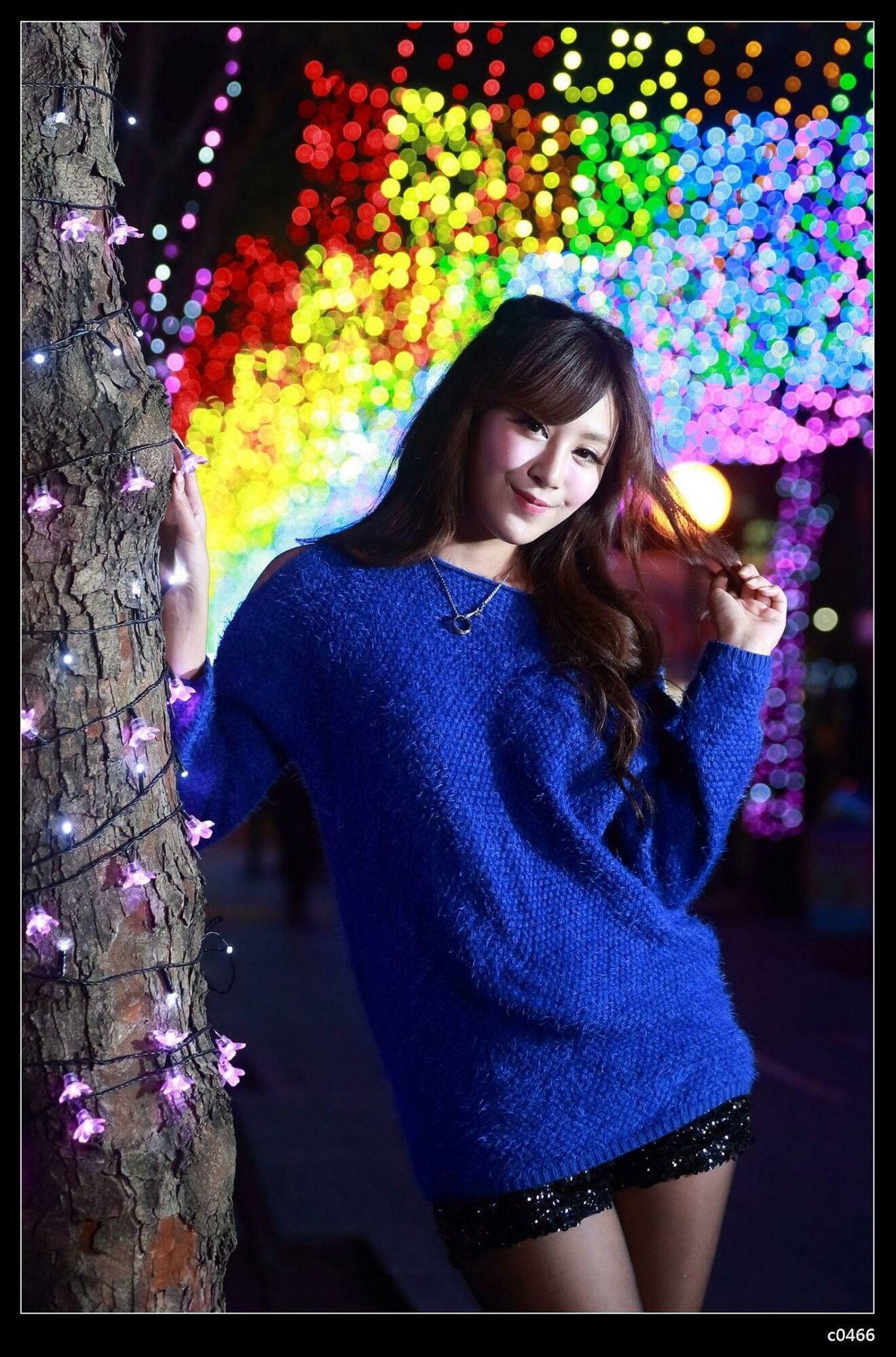 夏晴Miso《圣诞夜黑丝街拍》-图34