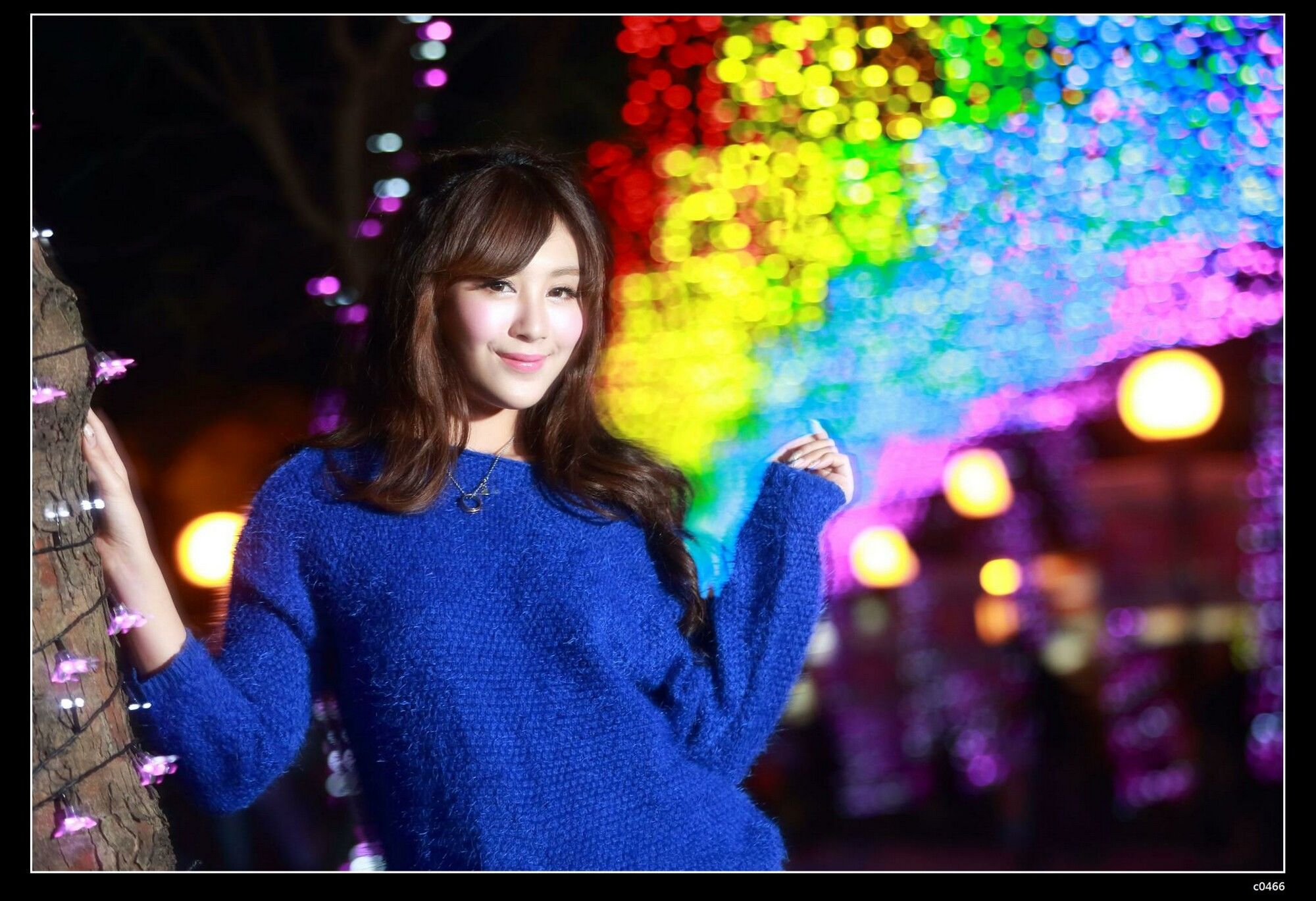 夏晴Miso《圣诞夜黑丝街拍》-图39