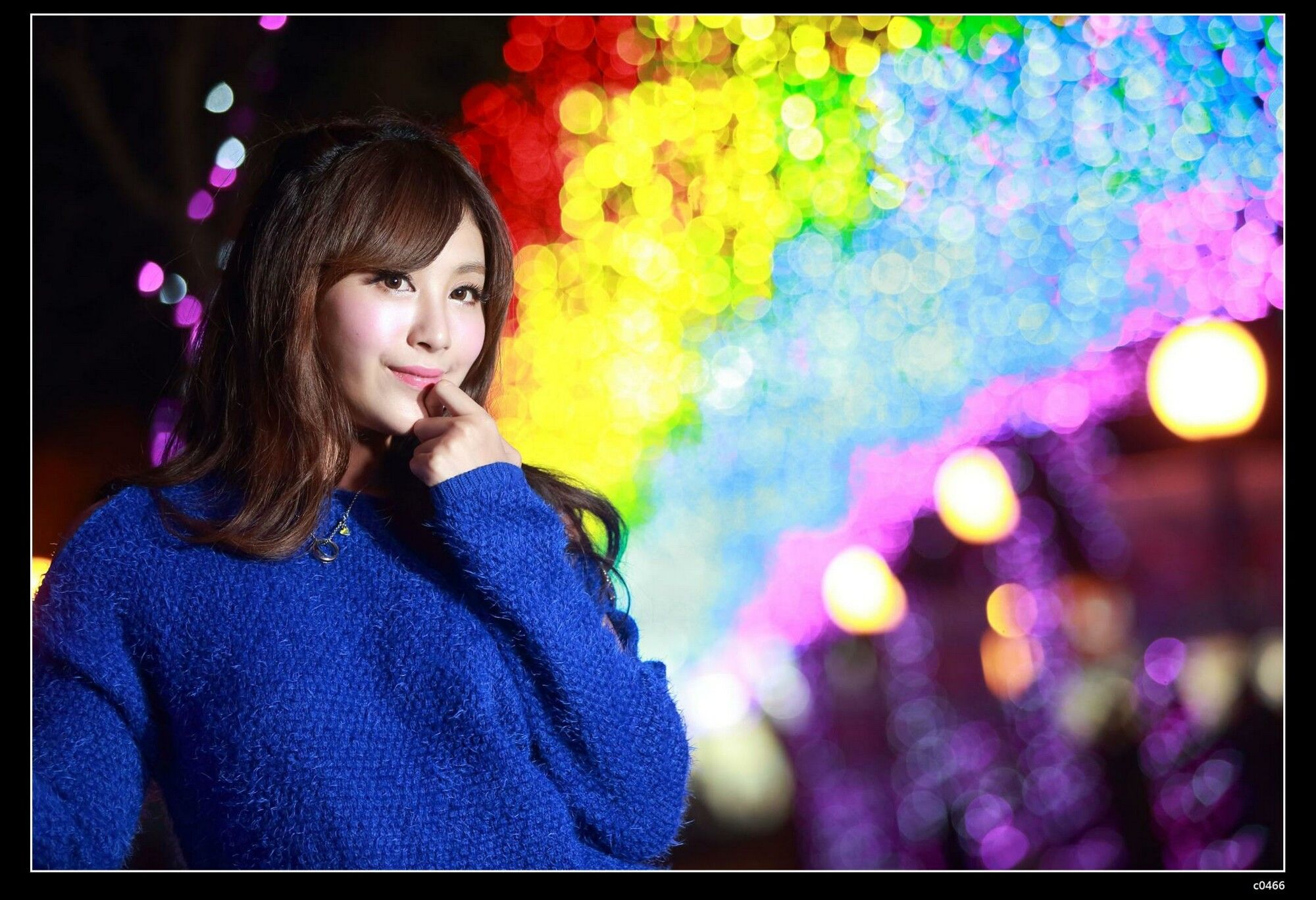 夏晴Miso《圣诞夜黑丝街拍》-图40