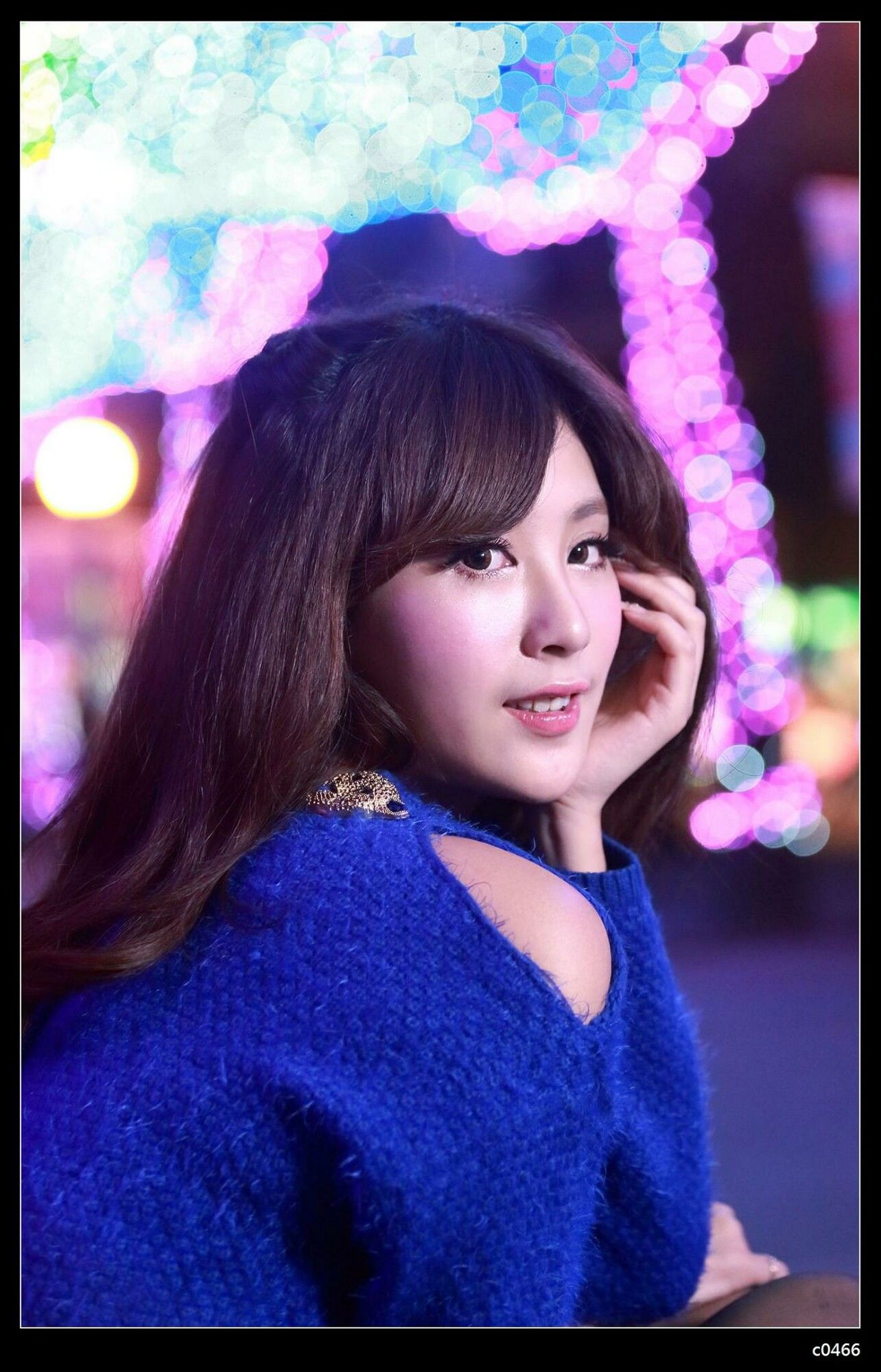 夏晴Miso《圣诞夜黑丝街拍》-图45