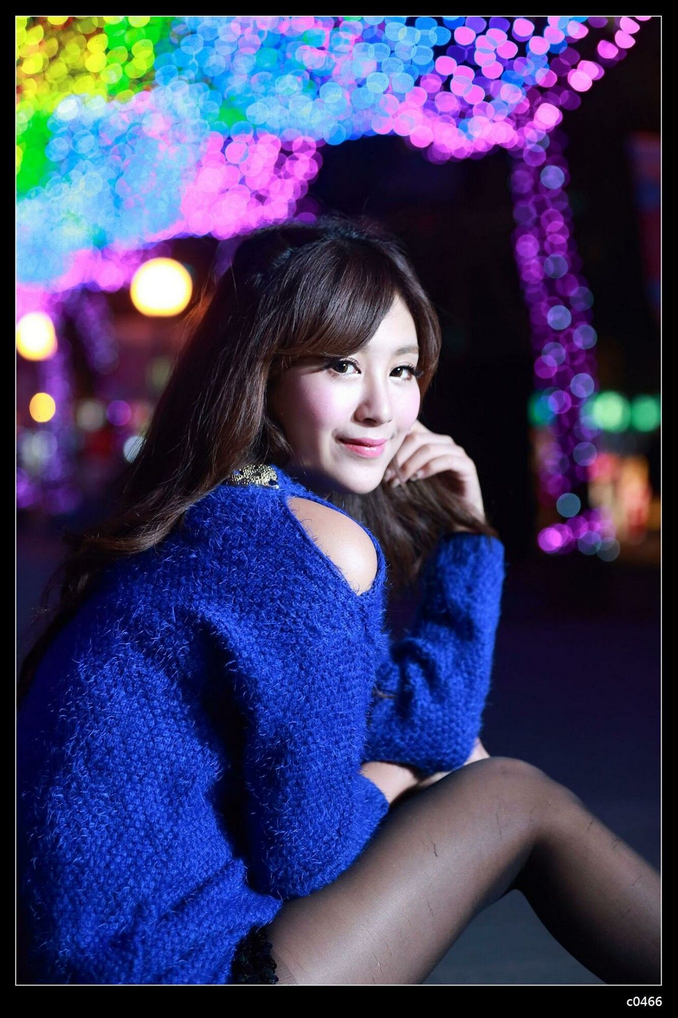 夏晴Miso《圣诞夜黑丝街拍》-图46