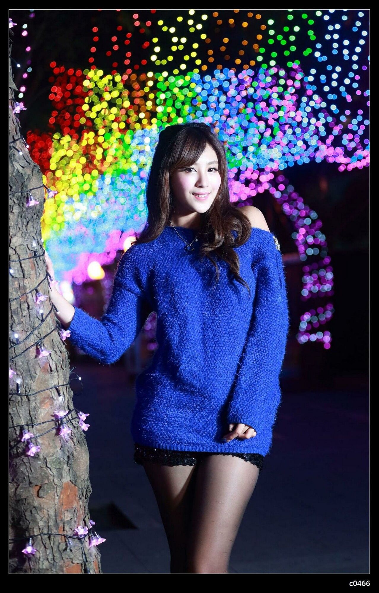 夏晴Miso《圣诞夜黑丝街拍》-图47