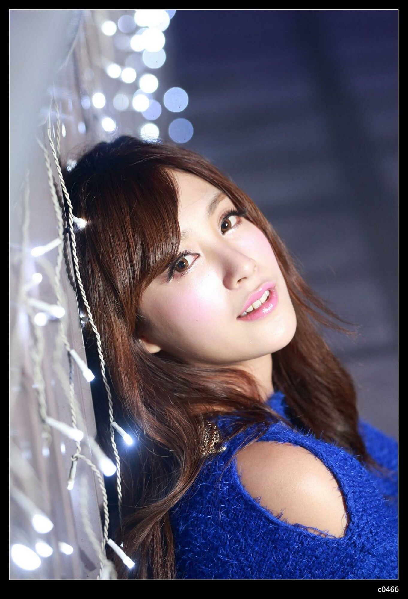 夏晴Miso《圣诞夜黑丝街拍》-图83