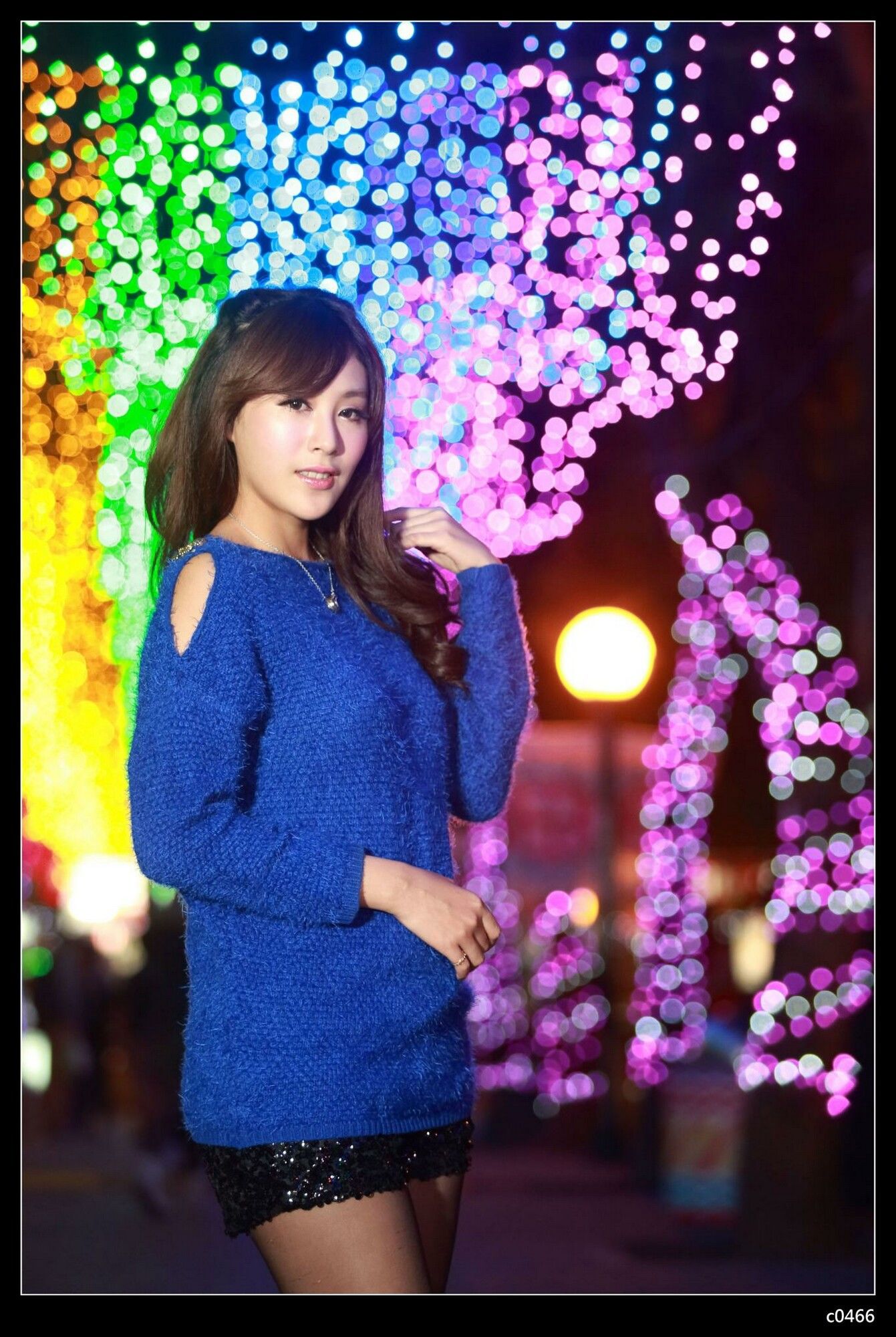 夏晴Miso《圣诞夜黑丝街拍》-图8