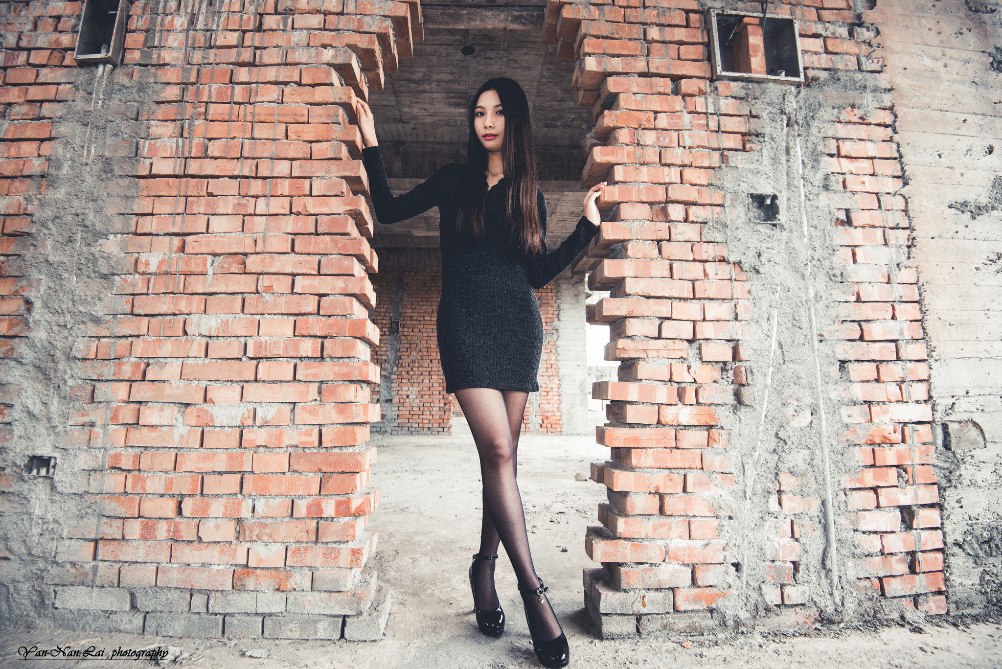 Jenny《黑丝外拍》-图1