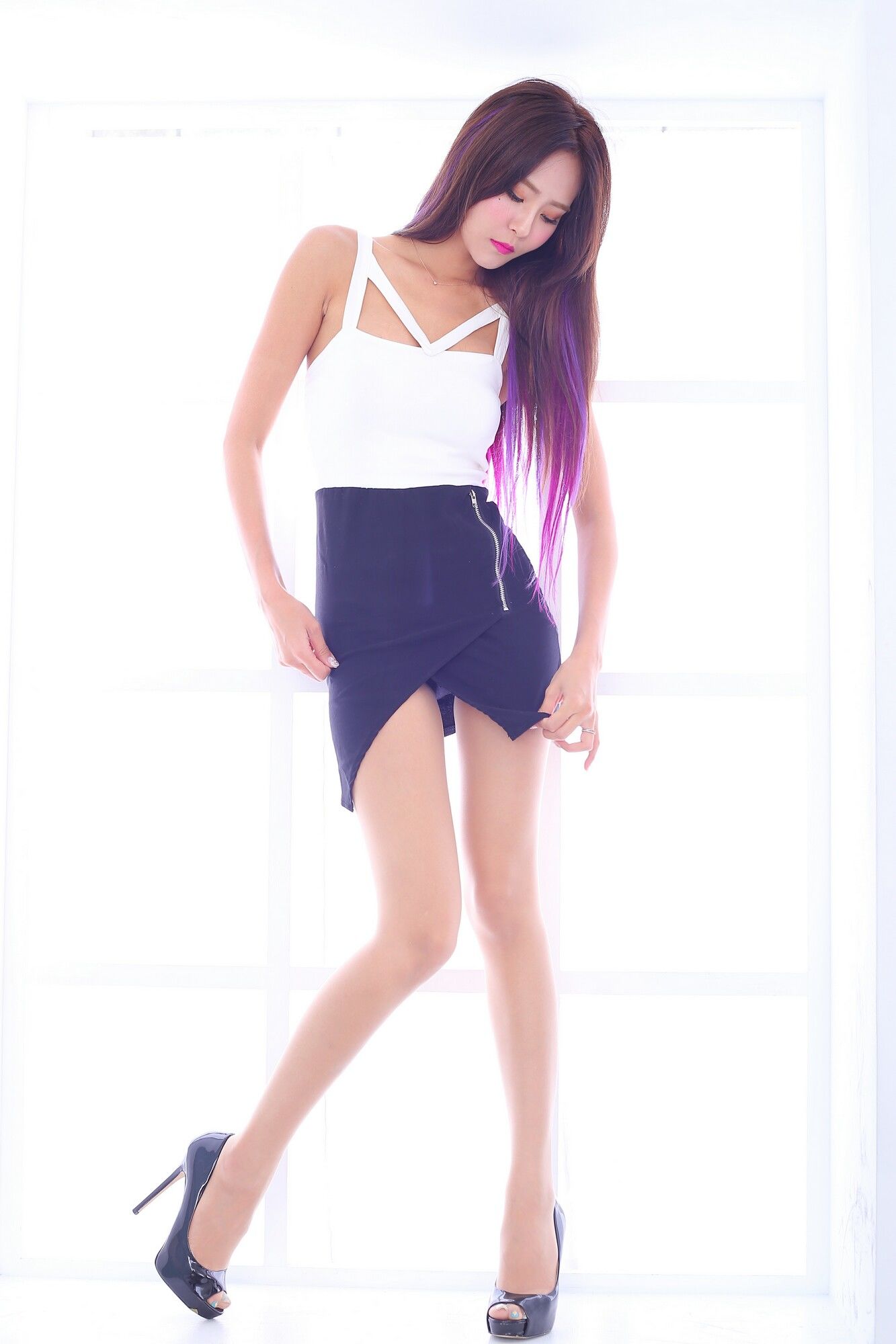 Winnie小雪/庄温妮 - 外拍超短裙美腿图片合集-图7