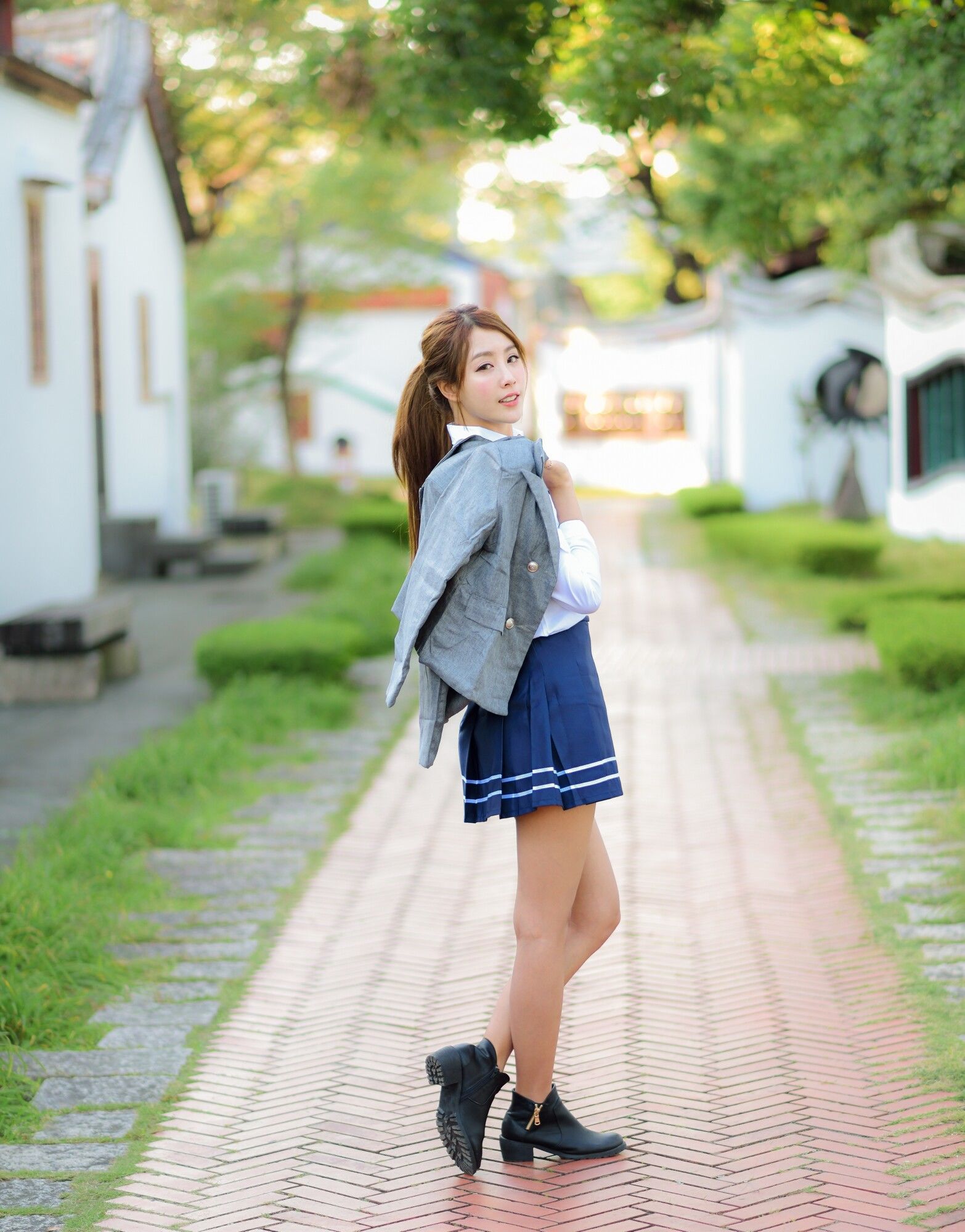 Miso夏晴《古典旗袍+清新校服》-图38