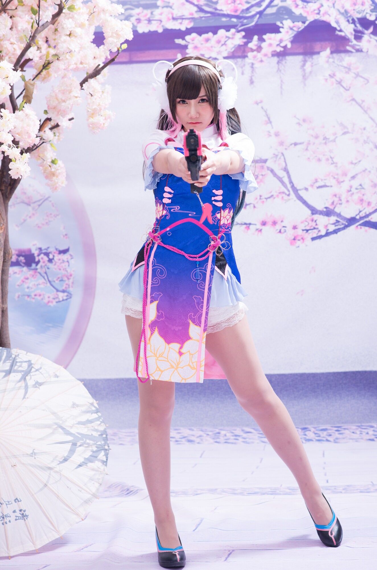 乔乔儿《琴棚电玩少女DVA》-图12