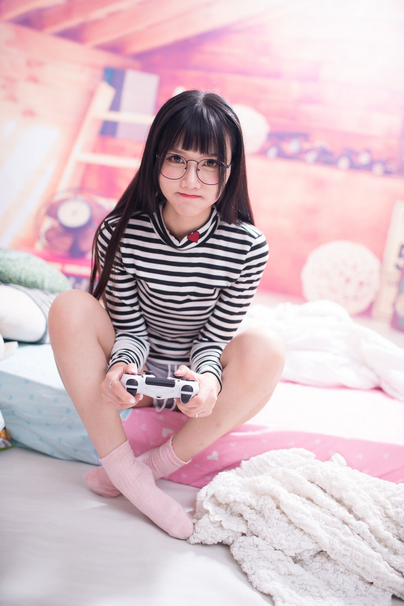 乔乔儿《琴棚电玩少女DVA》-图3