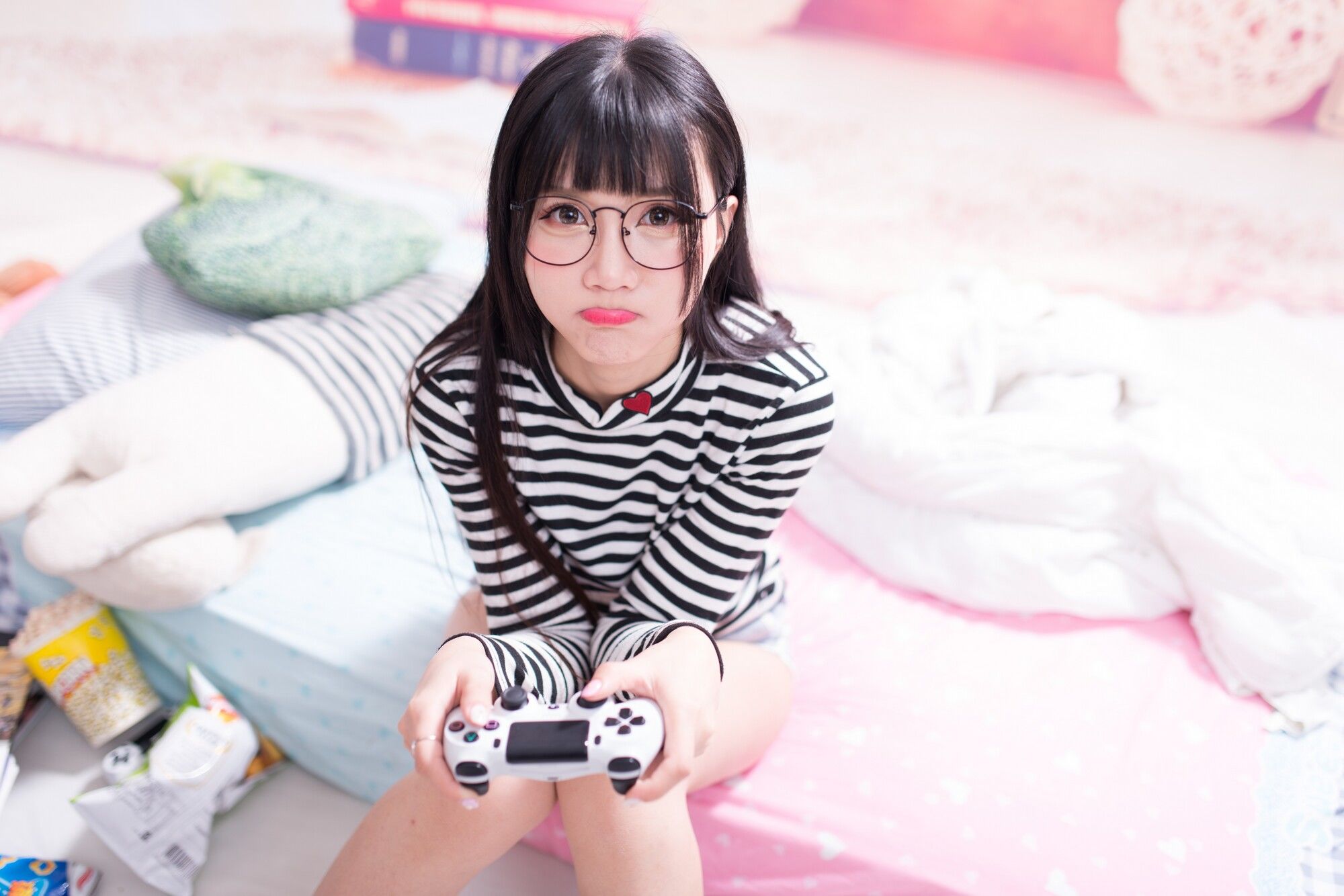 乔乔儿《琴棚电玩少女DVA》-图5