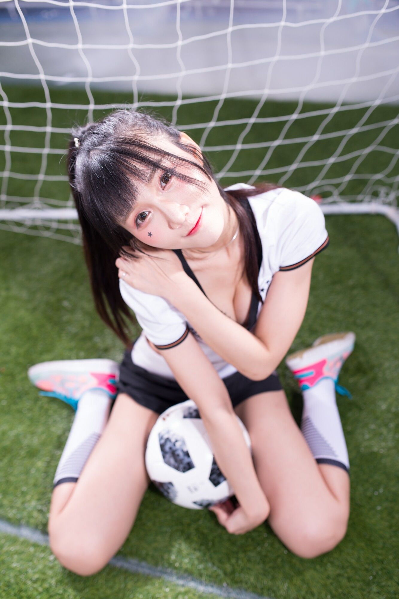 乔乔儿Sylvia《琴棚足球宝贝》-图14