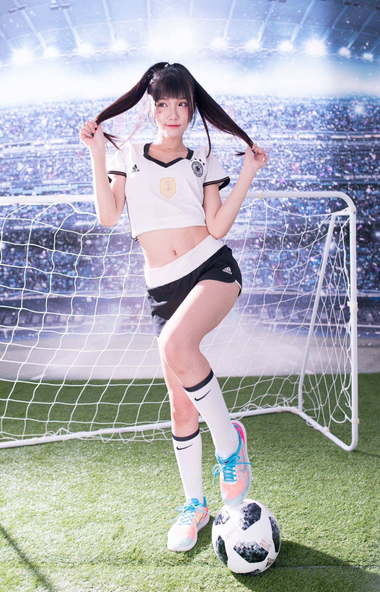 乔乔儿Sylvia《琴棚足球宝贝》-图6