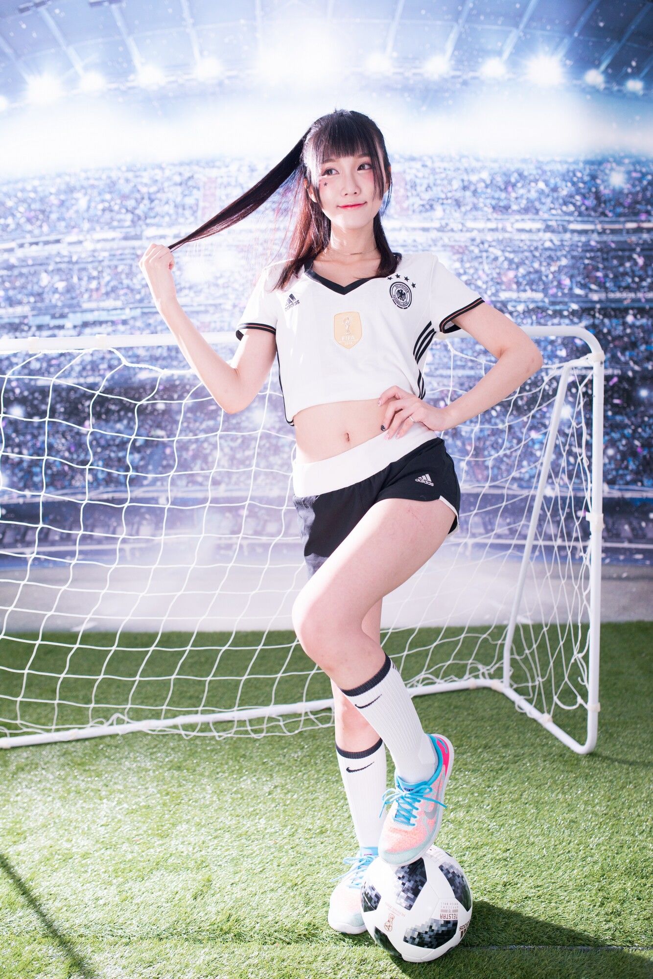 乔乔儿Sylvia《琴棚足球宝贝》-图7