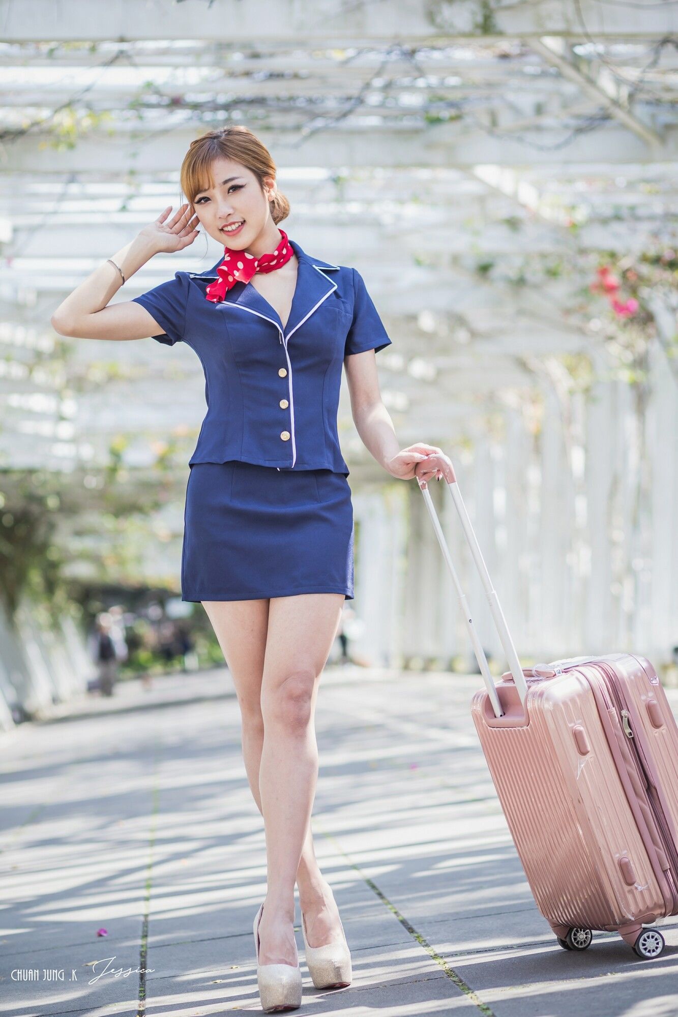 卡卡儿《美丽空姐》-图1