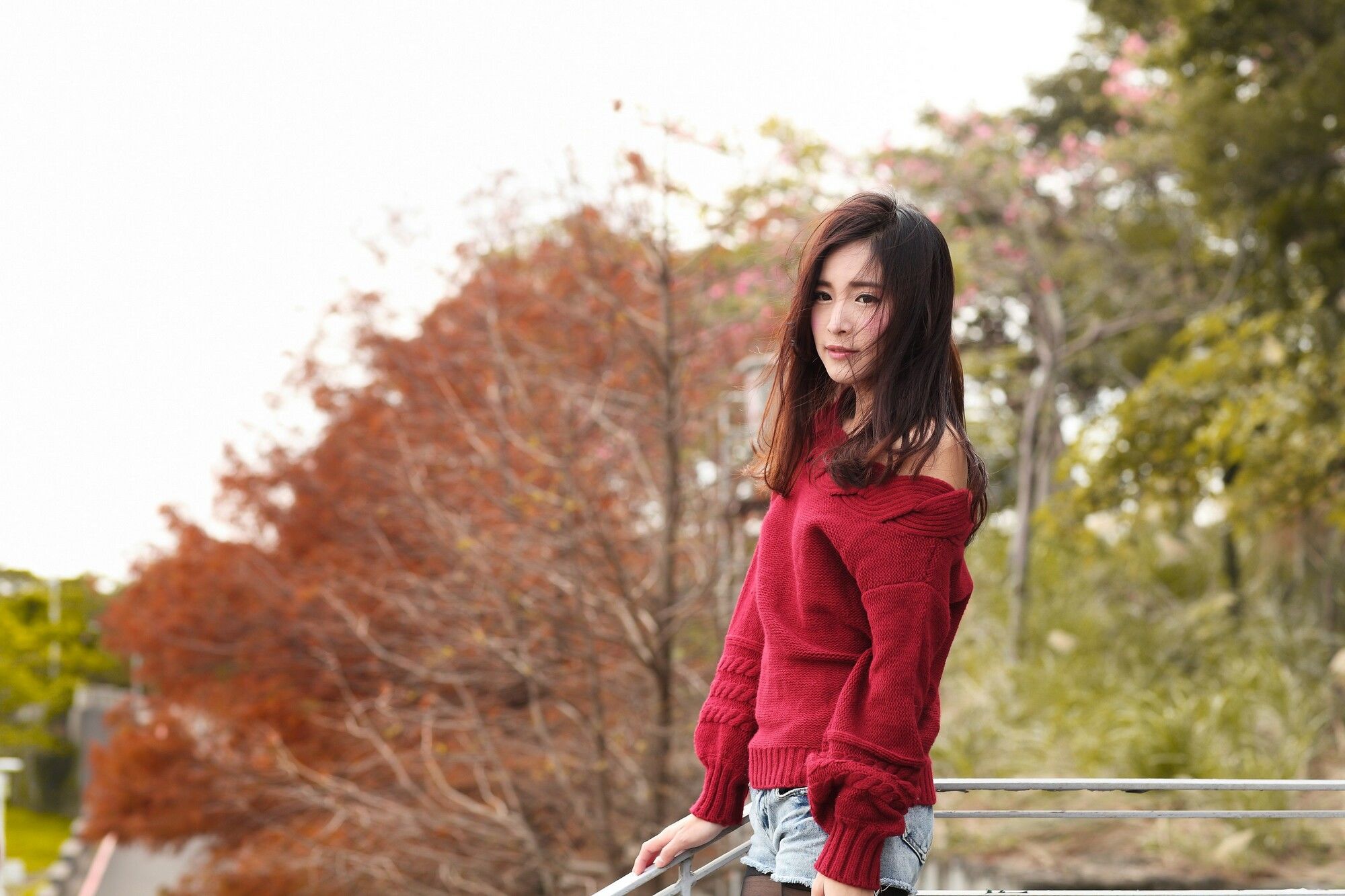 孟洁 (两套服装）-图1