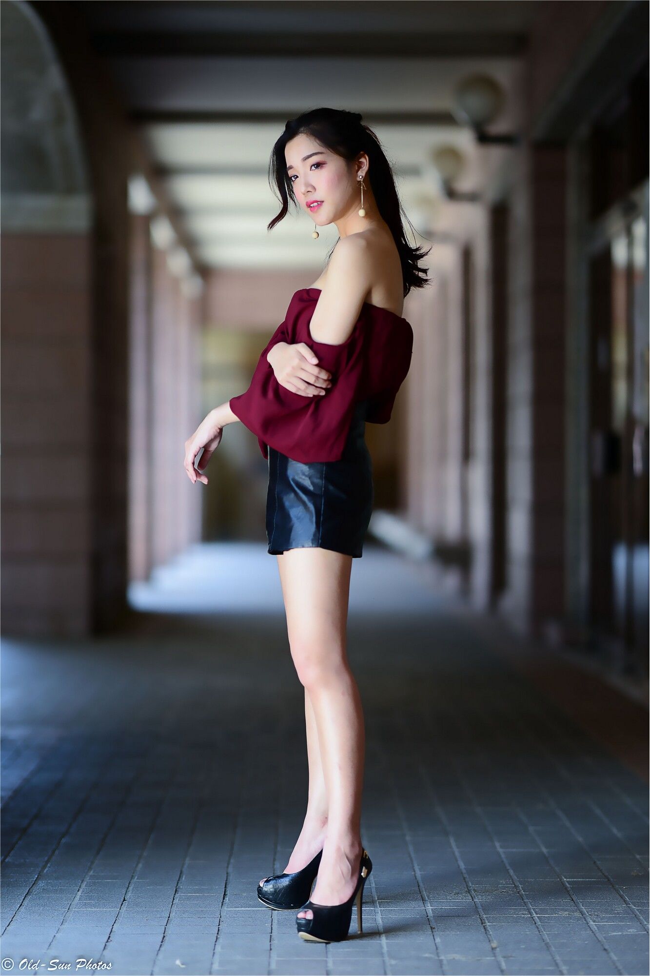 孙莎莎 高美館好攝劉肯尼主辦 性感外拍-图2