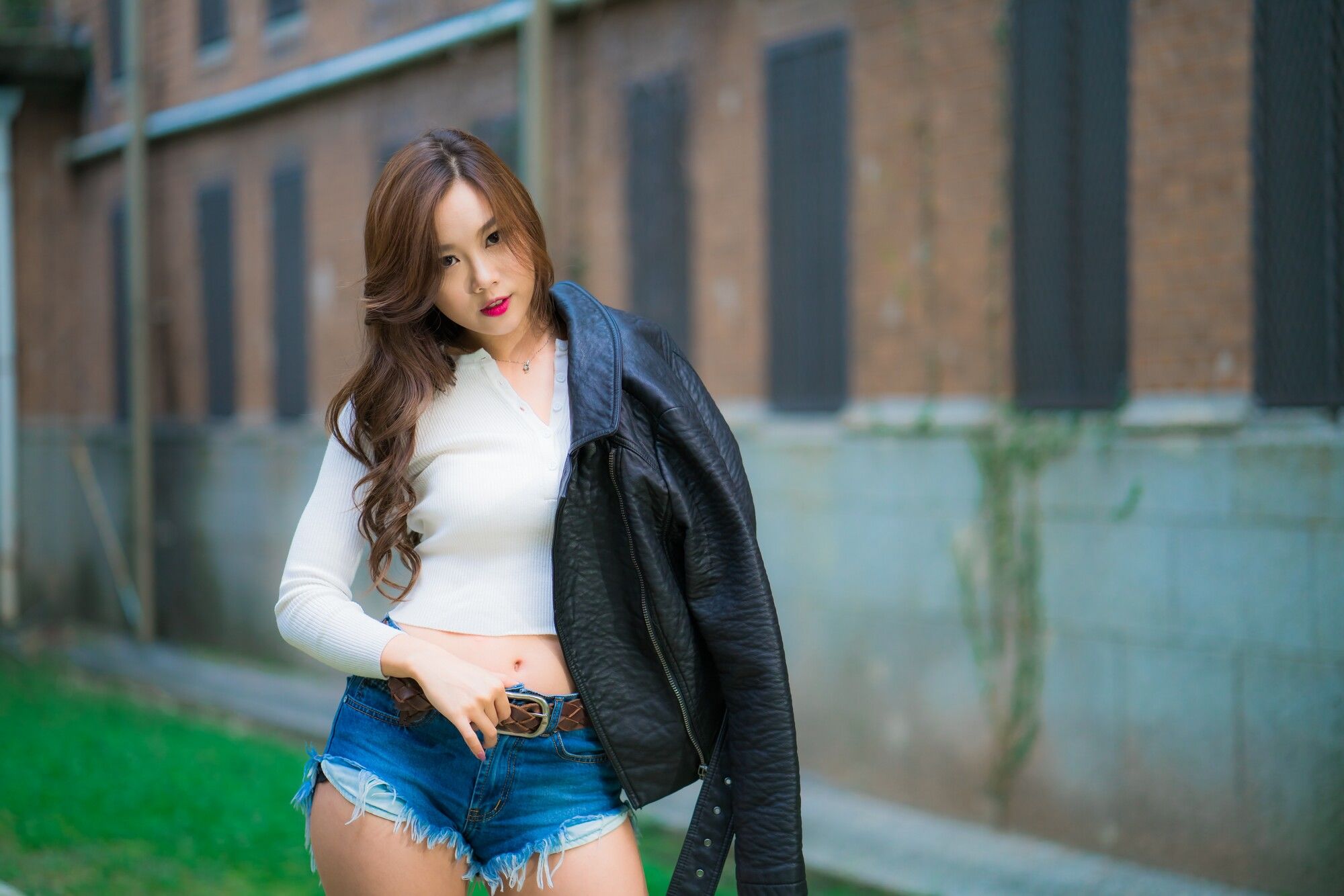 Olivia安馜薇《台大外拍》-图2