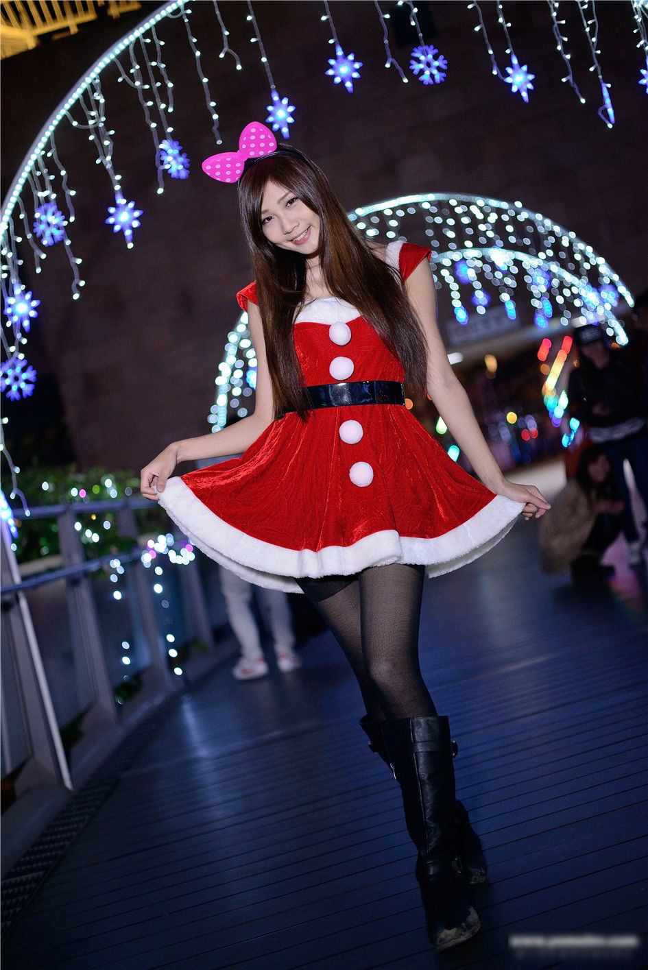 张雅筑chu 《板橋車站圣诞节外拍》-图1