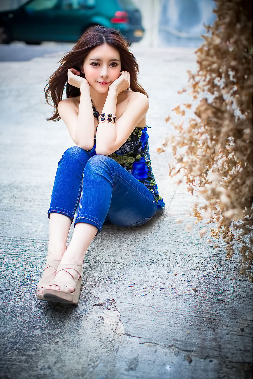 大眼正妹张齐郡《炫彩外拍》-图25