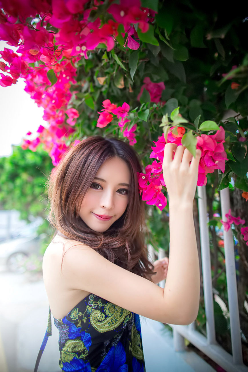 大眼正妹张齐郡《炫彩外拍》-图29