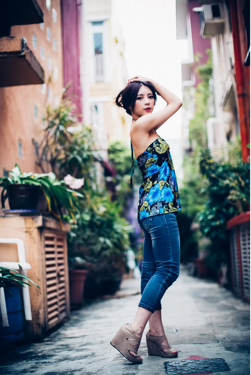 大眼正妹张齐郡《炫彩外拍》-图32