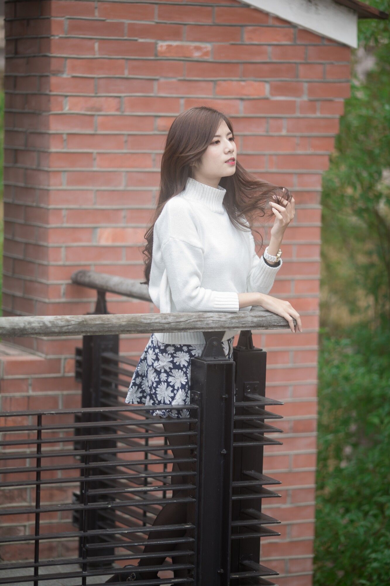 方唯真 - 3套服装黑丝街拍-图11