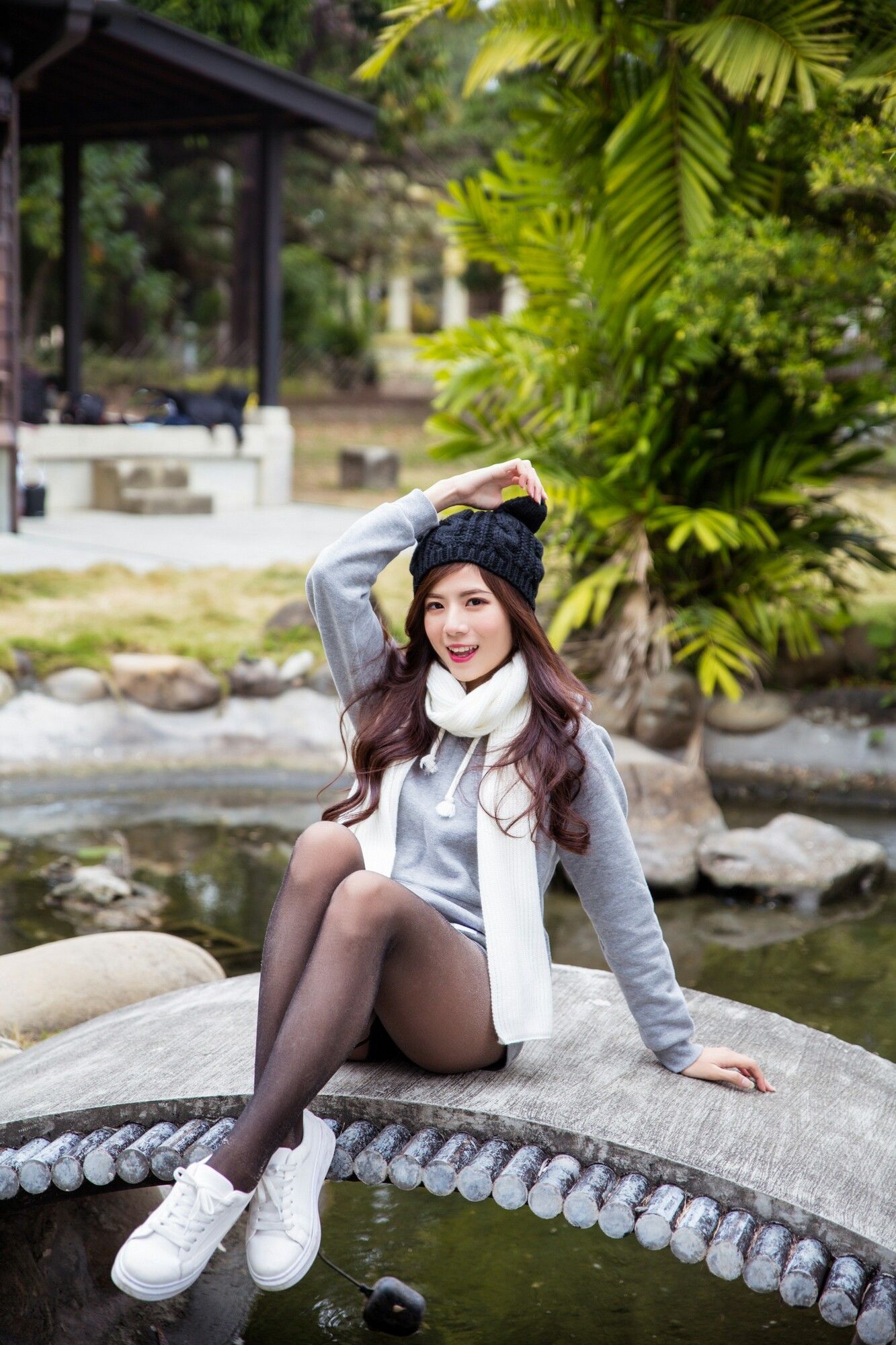 方唯真 - 3套服装黑丝街拍-图18