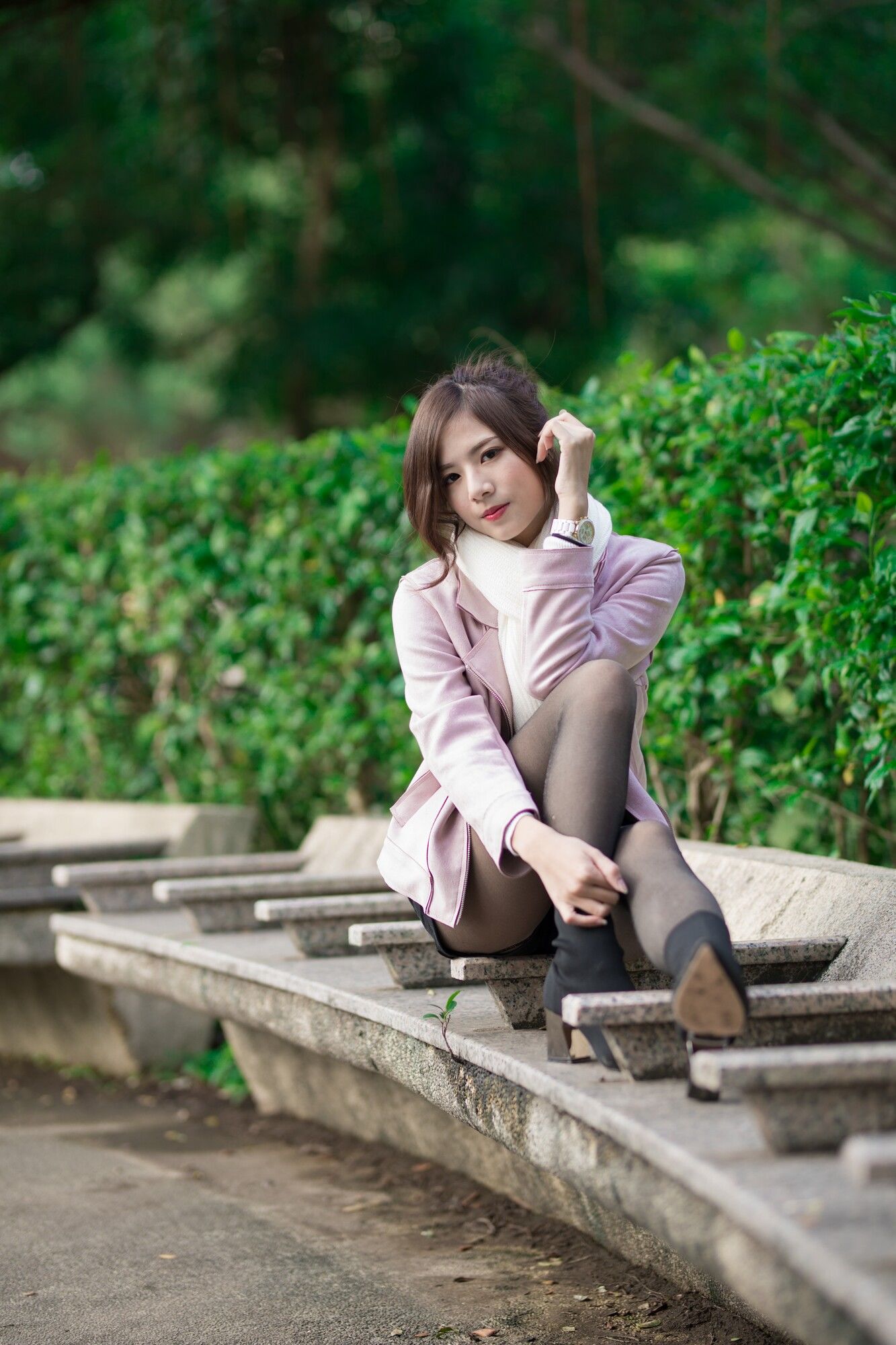 方唯真 - 3套服装黑丝街拍-图2