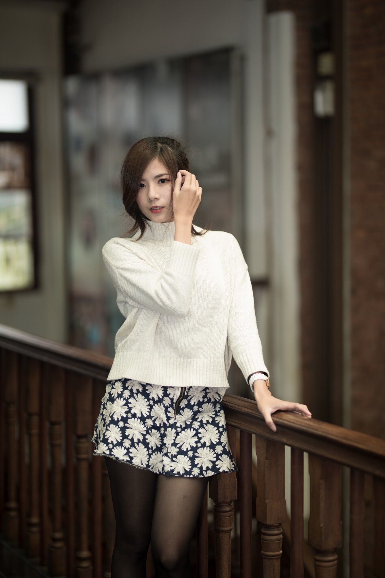 方唯真 - 3套服装黑丝街拍-图49