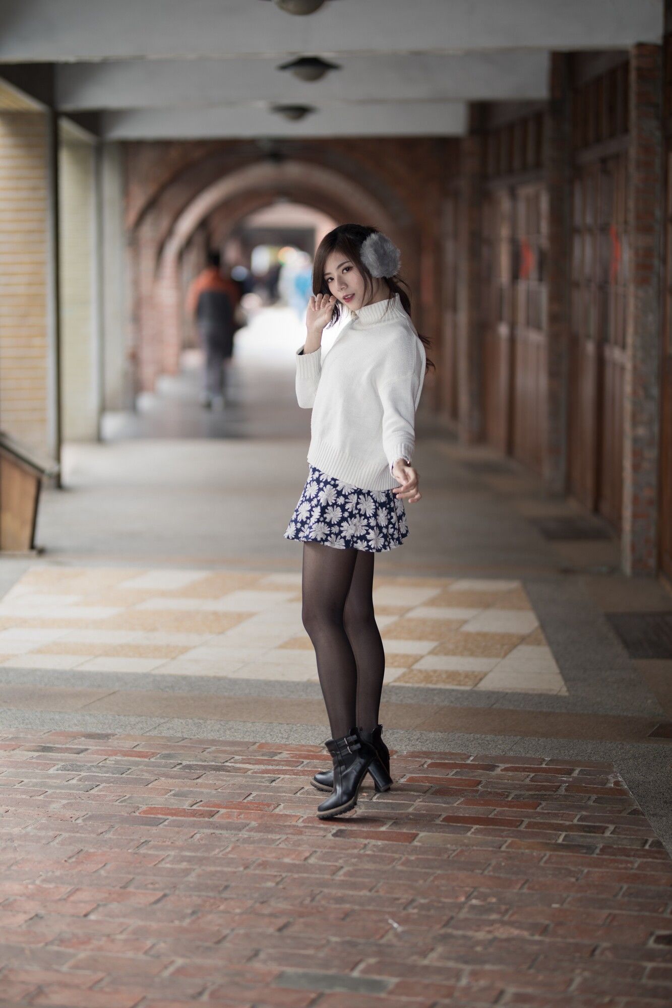 方唯真 - 3套服装黑丝街拍-图53