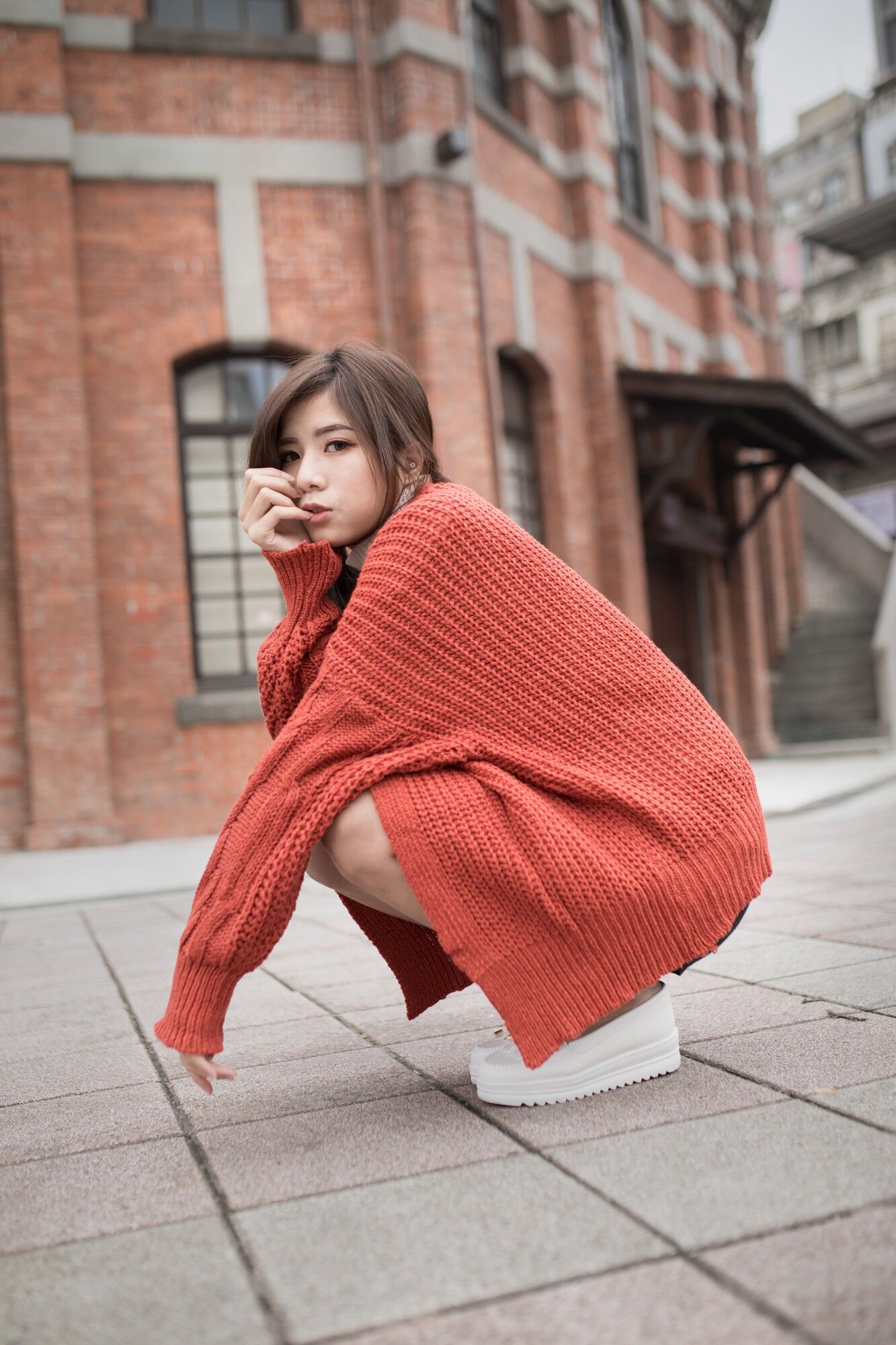 方唯真《西門町街拍（三套服装）》-图0