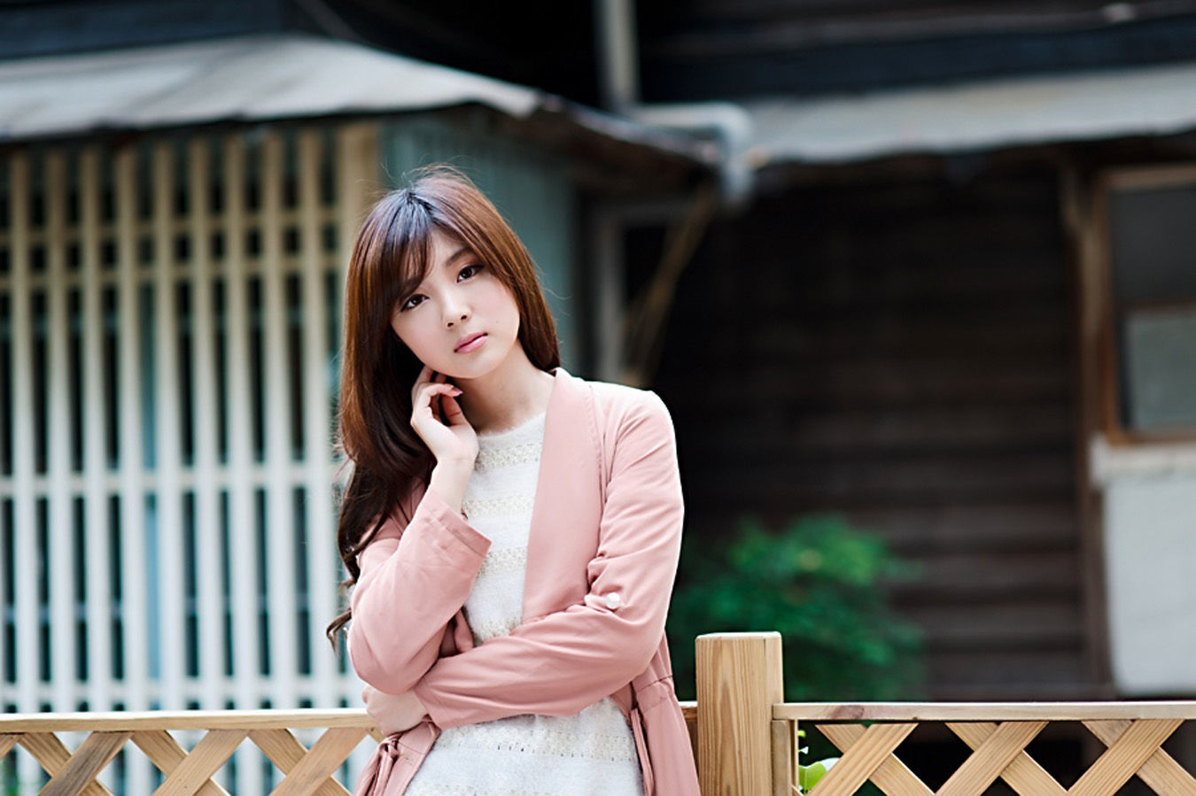 杨宜轩(小豬)《新竹東門城外拍》-图1