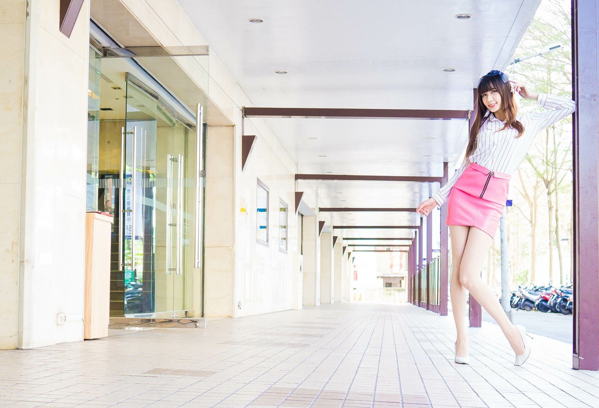 蔡译心Candice《信义商区+東區+華山文創+中山區外拍》-图12