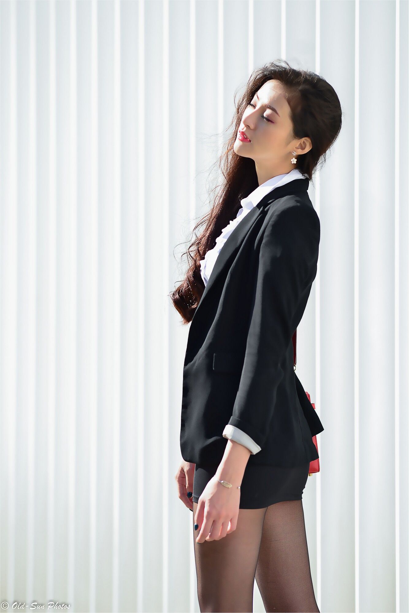 小梵《展覽館旁OL街拍》-图54