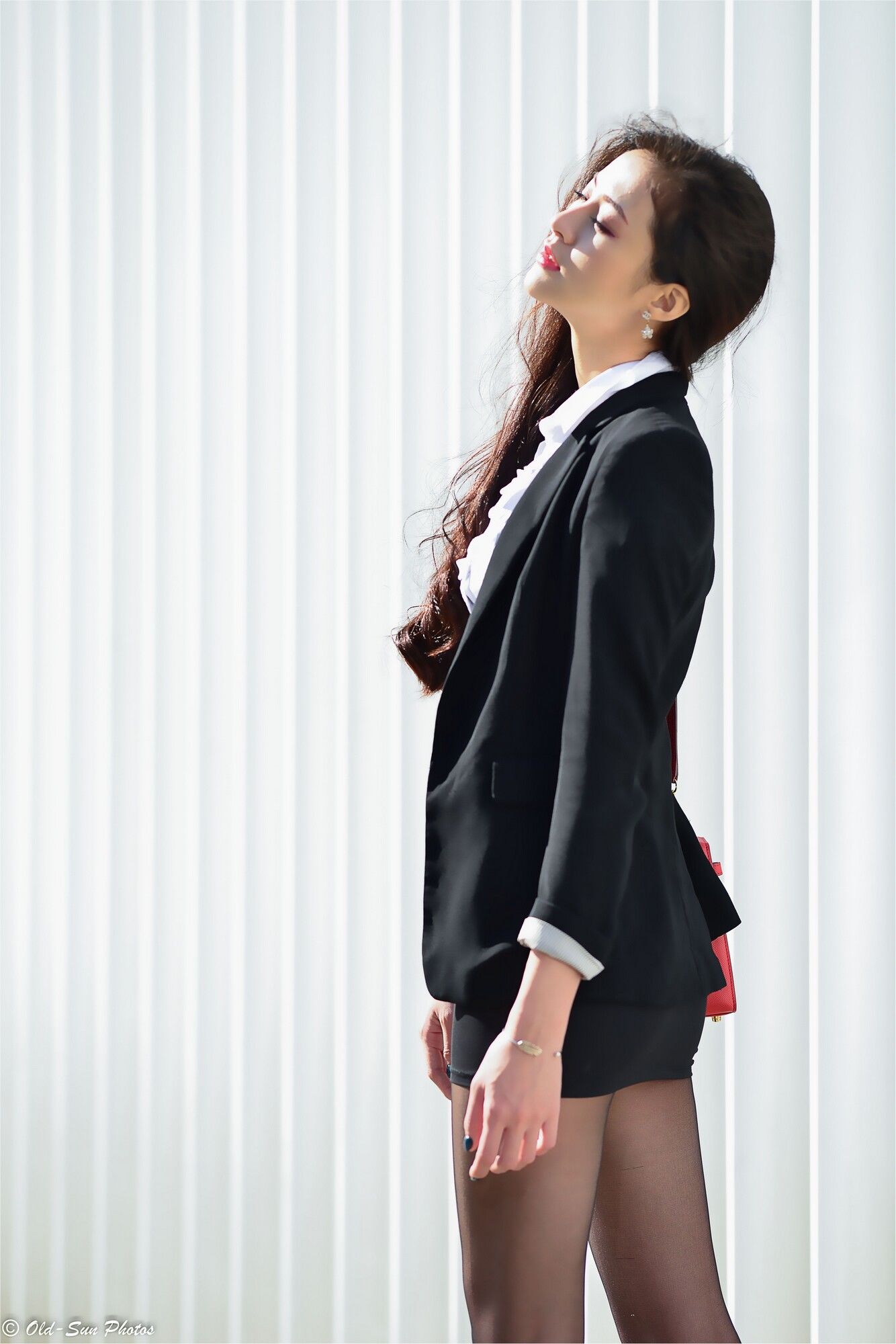 小梵《展覽館旁OL街拍》-图55