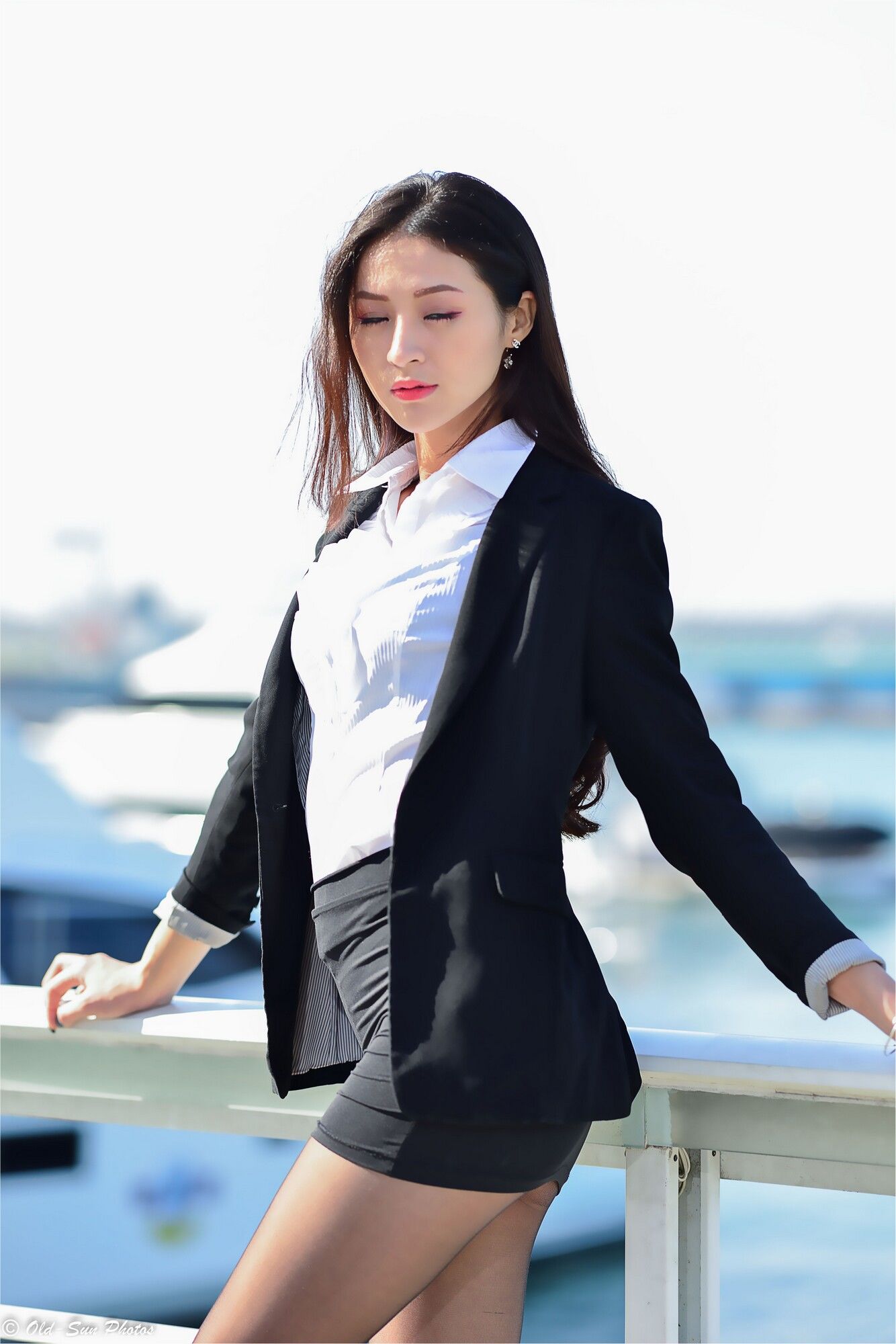 小梵《展覽館旁OL街拍》-图73