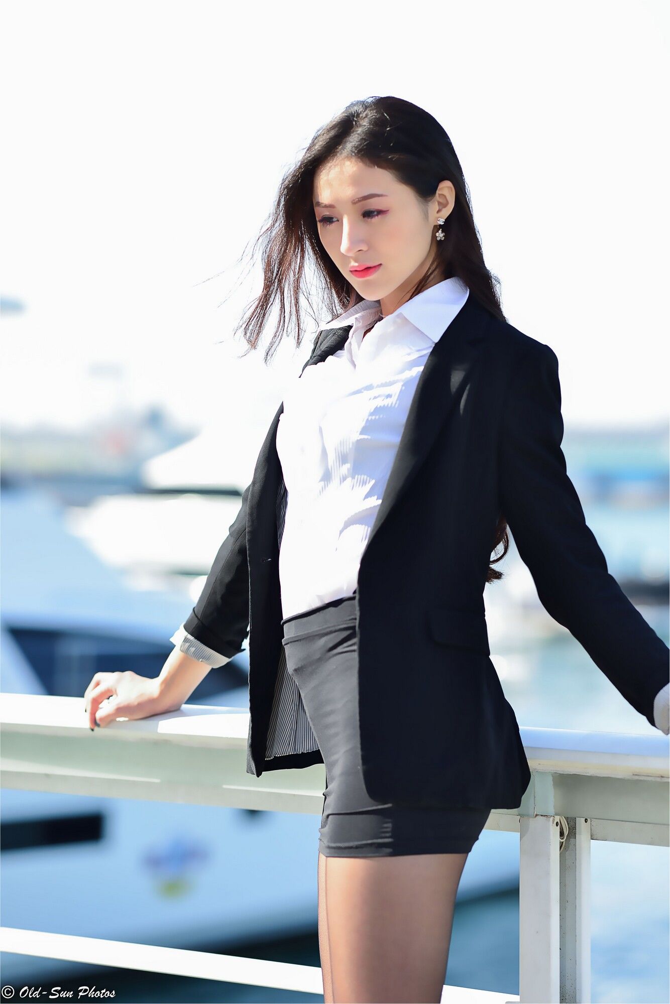 小梵《展覽館旁OL街拍》-图75