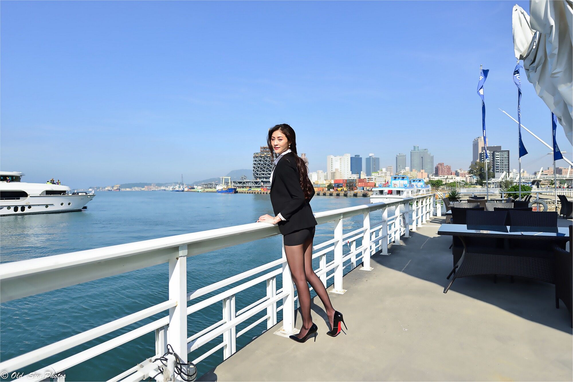 小梵《展覽館旁OL街拍》-图81