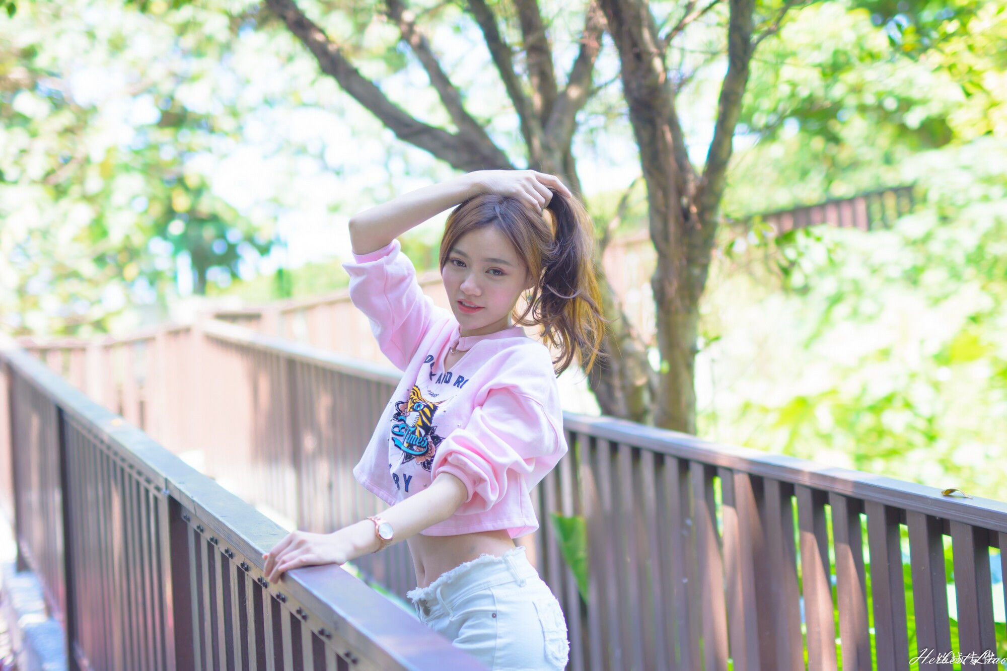 苏小立《花博新生公園 热裤运动装》-图6